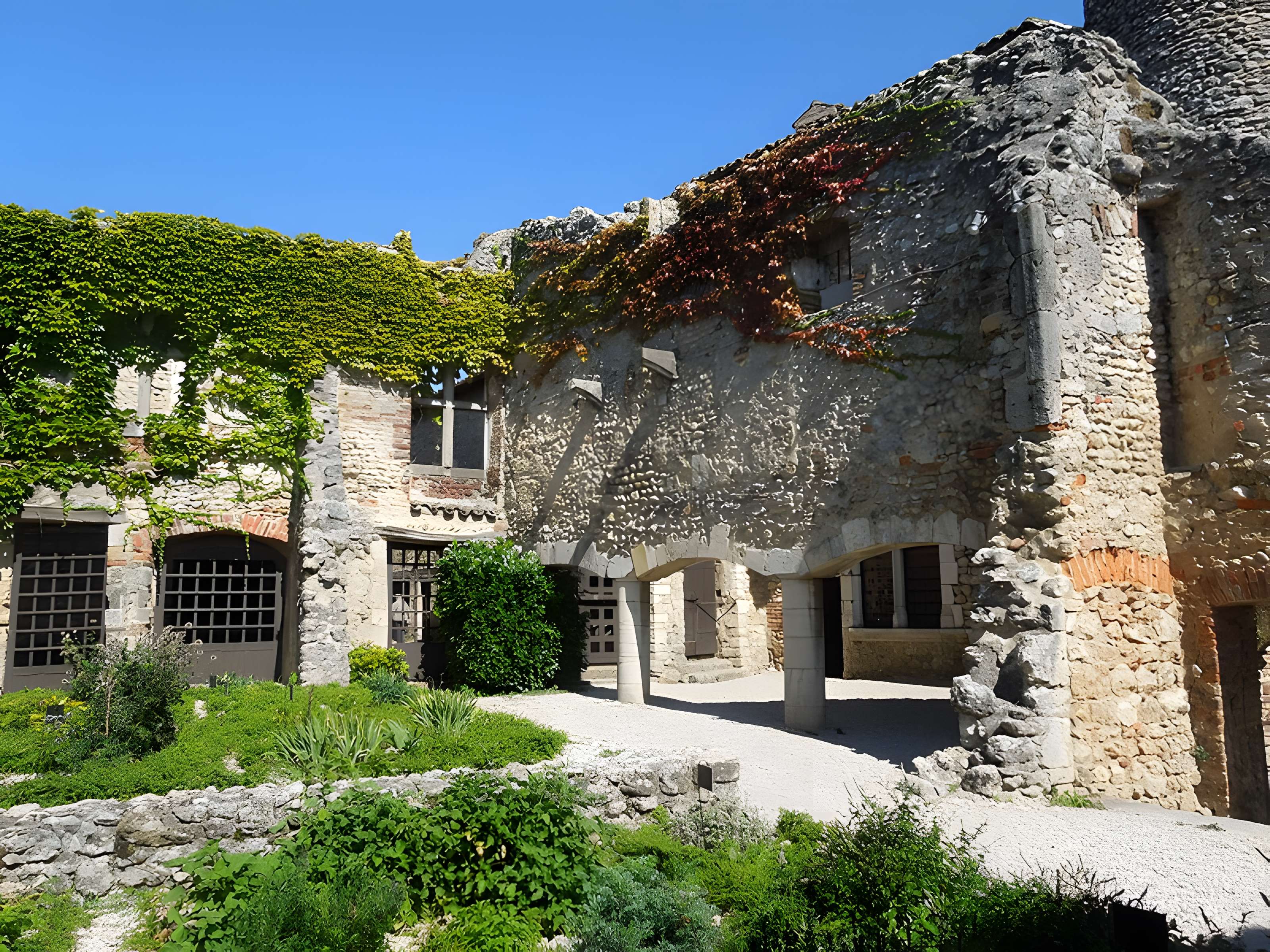 Immeuble de la Rue des Contreforts à Pérouges