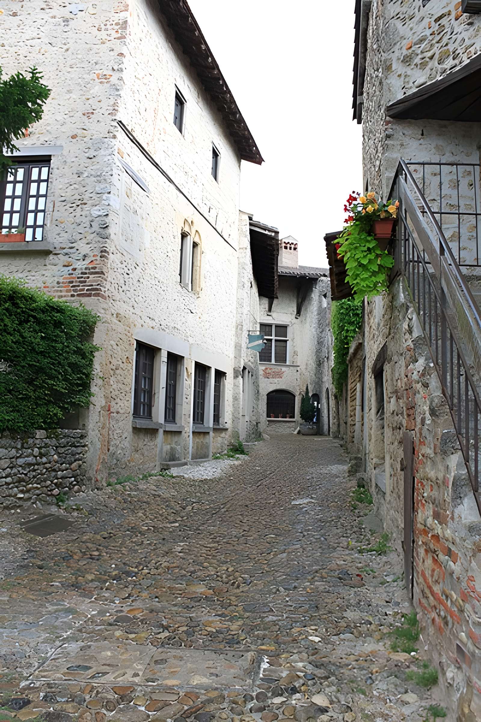 Immeuble de la Rue des Contreforts à Pérouges