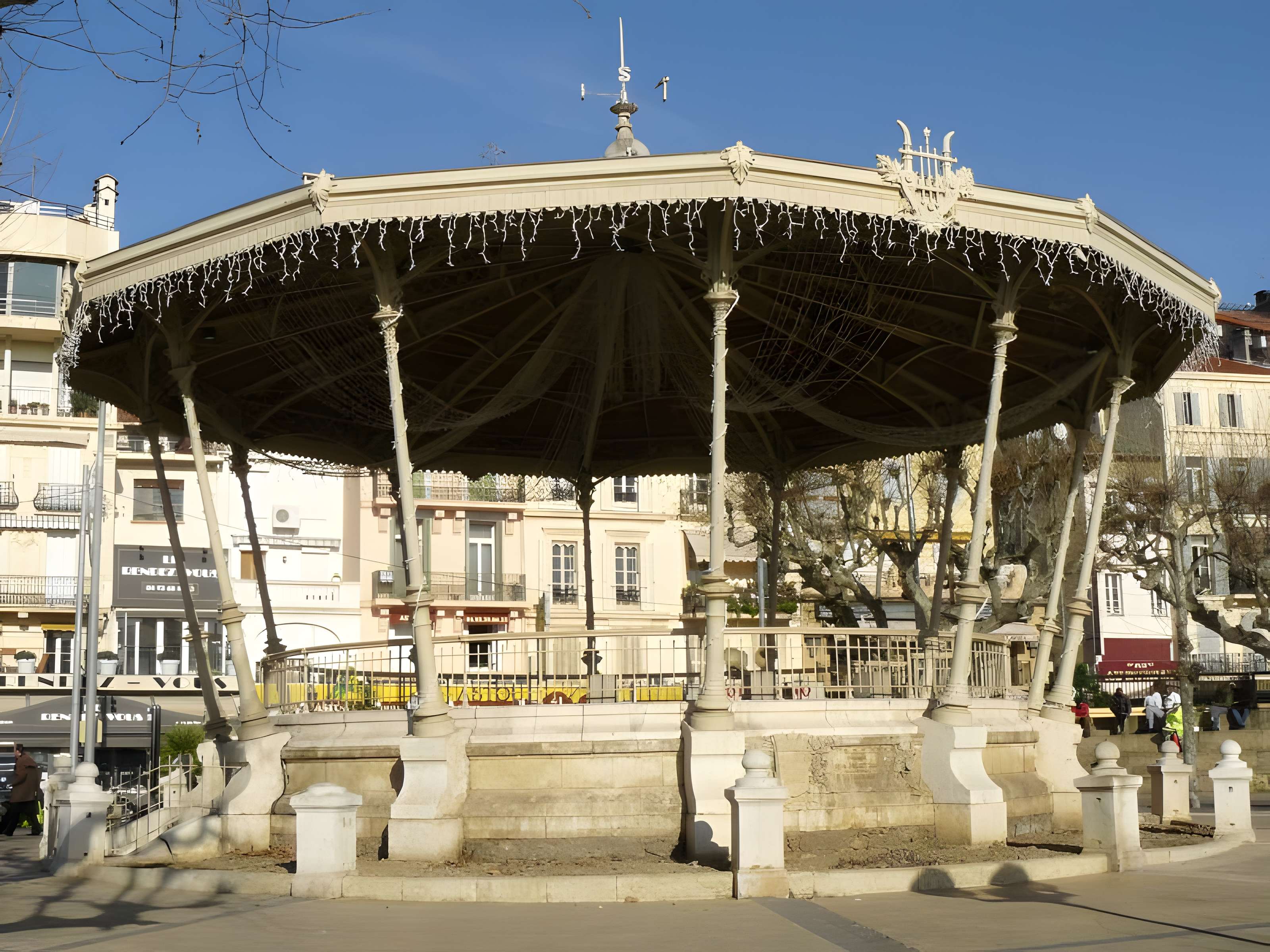 Kiosque à musique de Cannes 