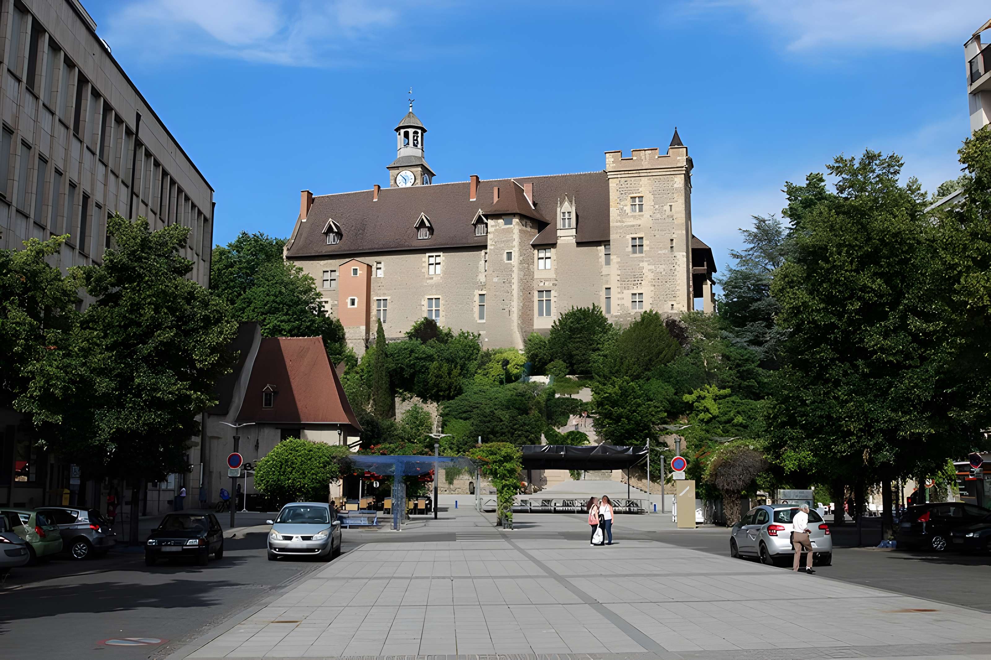 Château des ducs de Bourbon à Montluçon