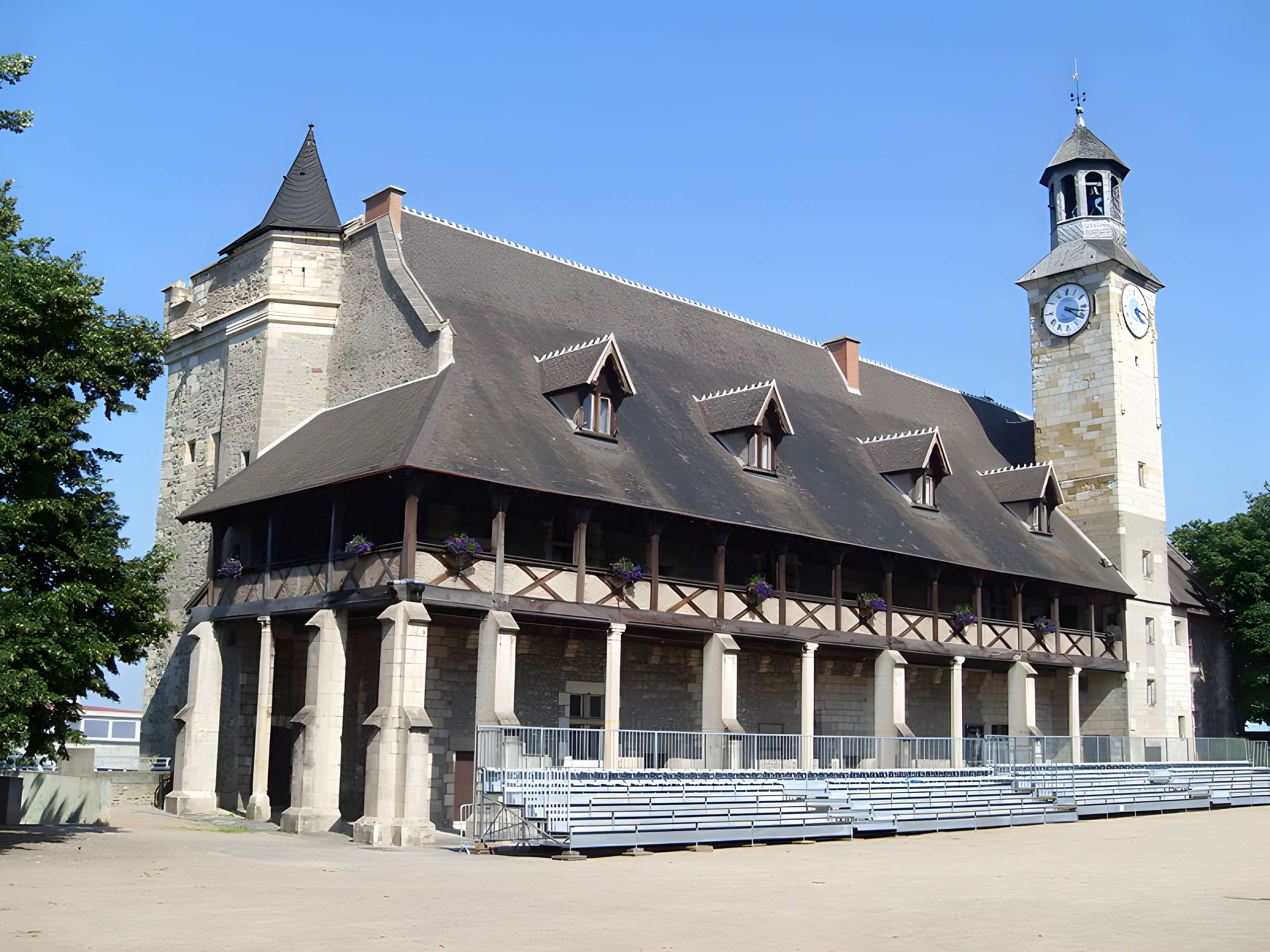 Château des ducs de Bourbon à Montluçon