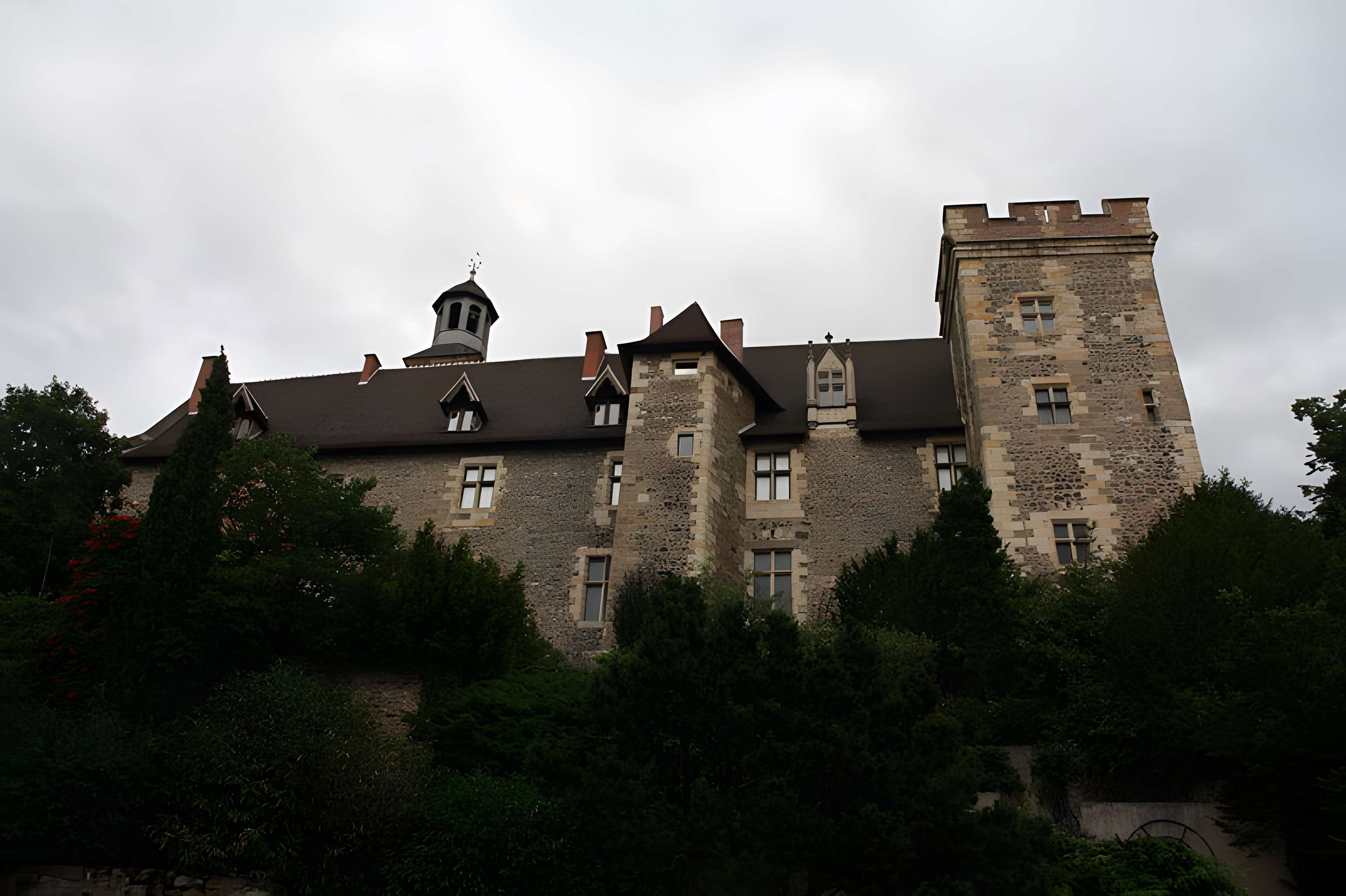 Château des ducs de Bourbon à Montluçon