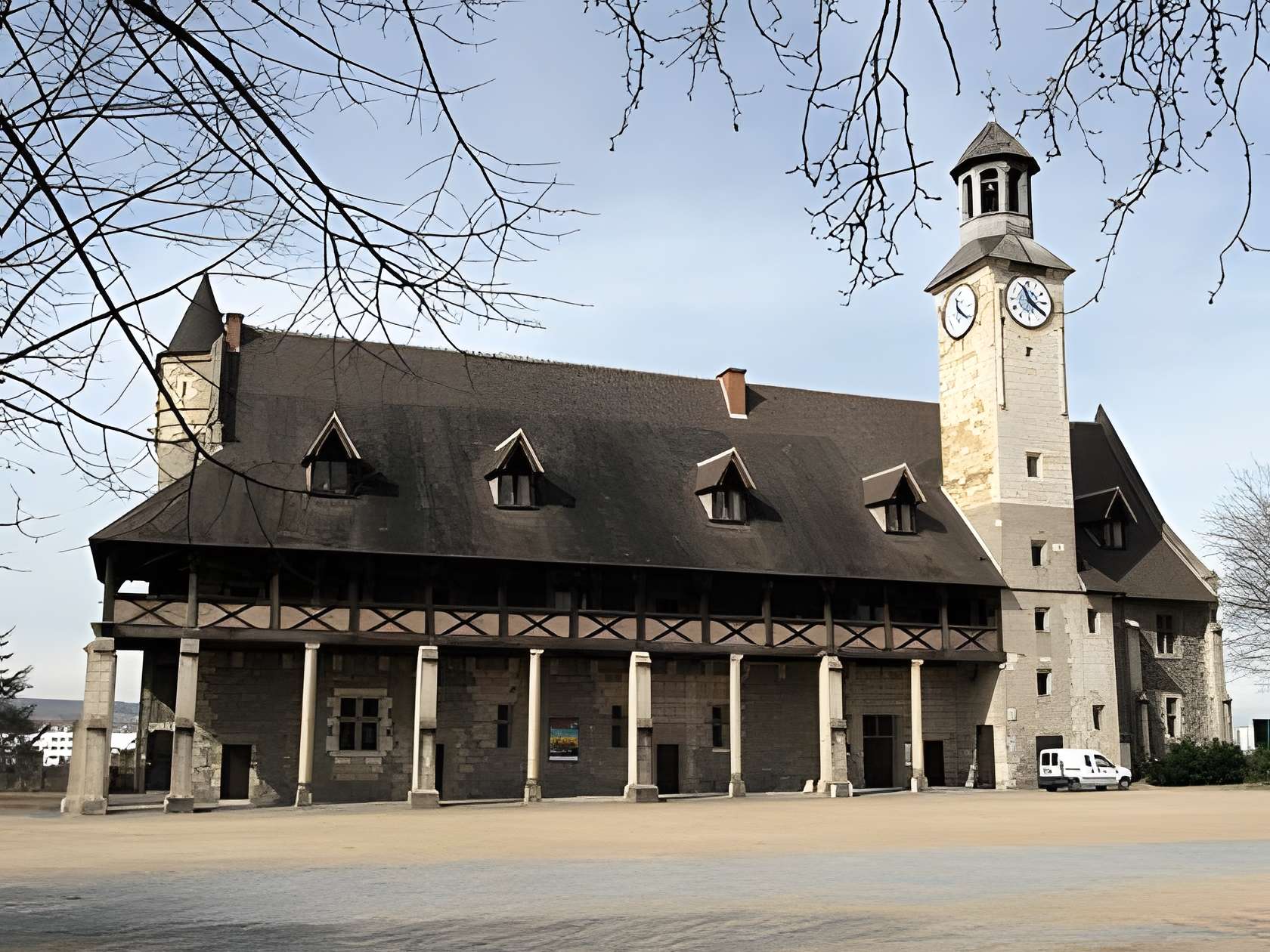 Château des ducs de Bourbon à Montluçon 