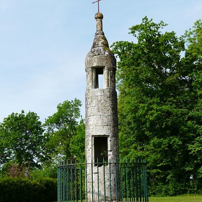 Photo de Lanterne des morts dAtur