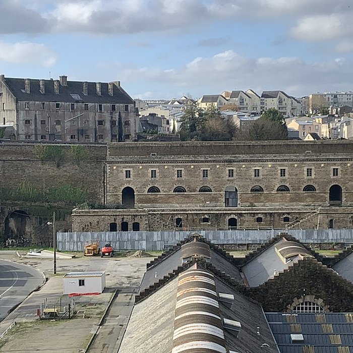Photo de Le bâtiment aux Lions de Brest