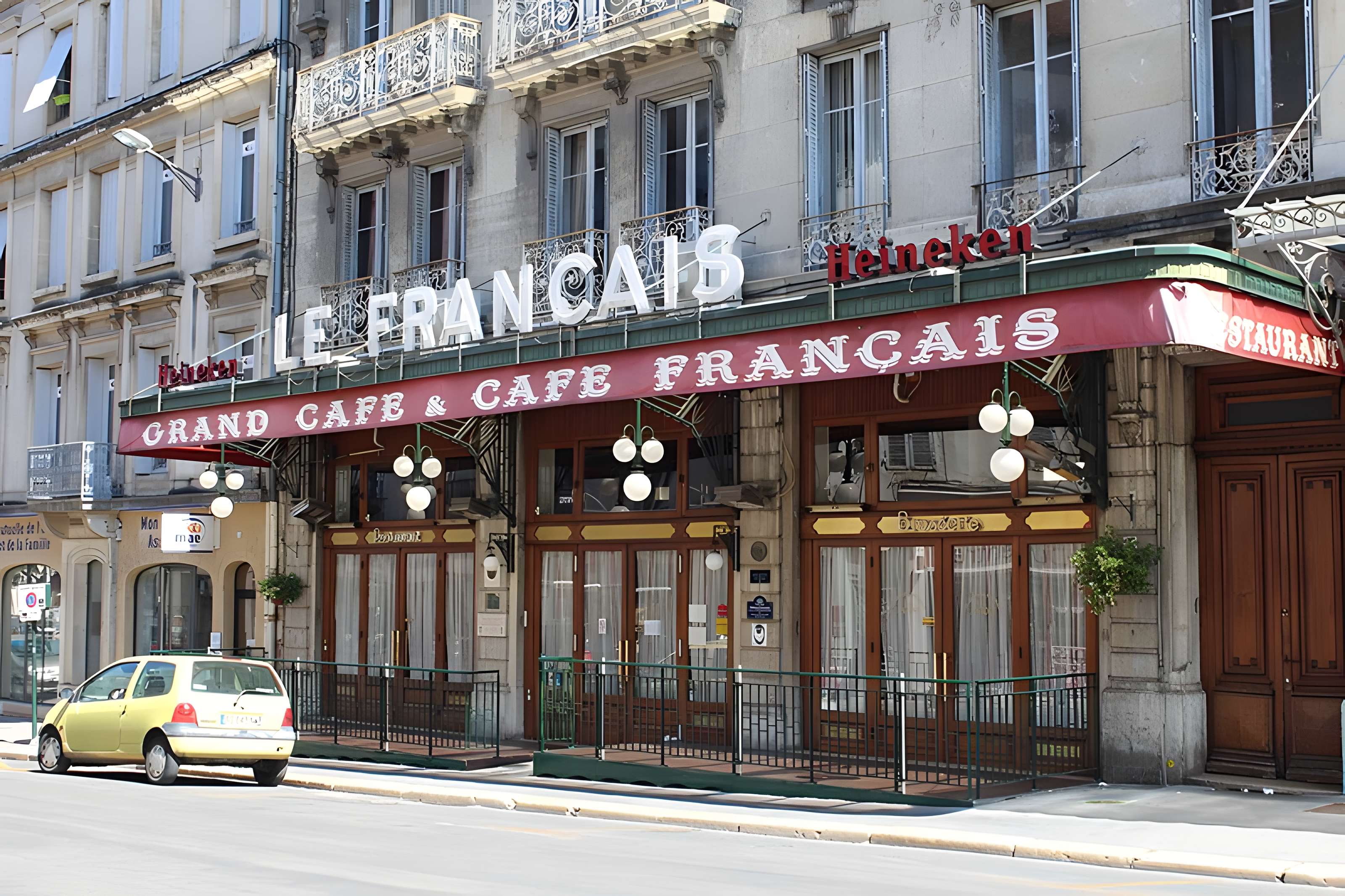Le Café français de Bourg-en-Bresse