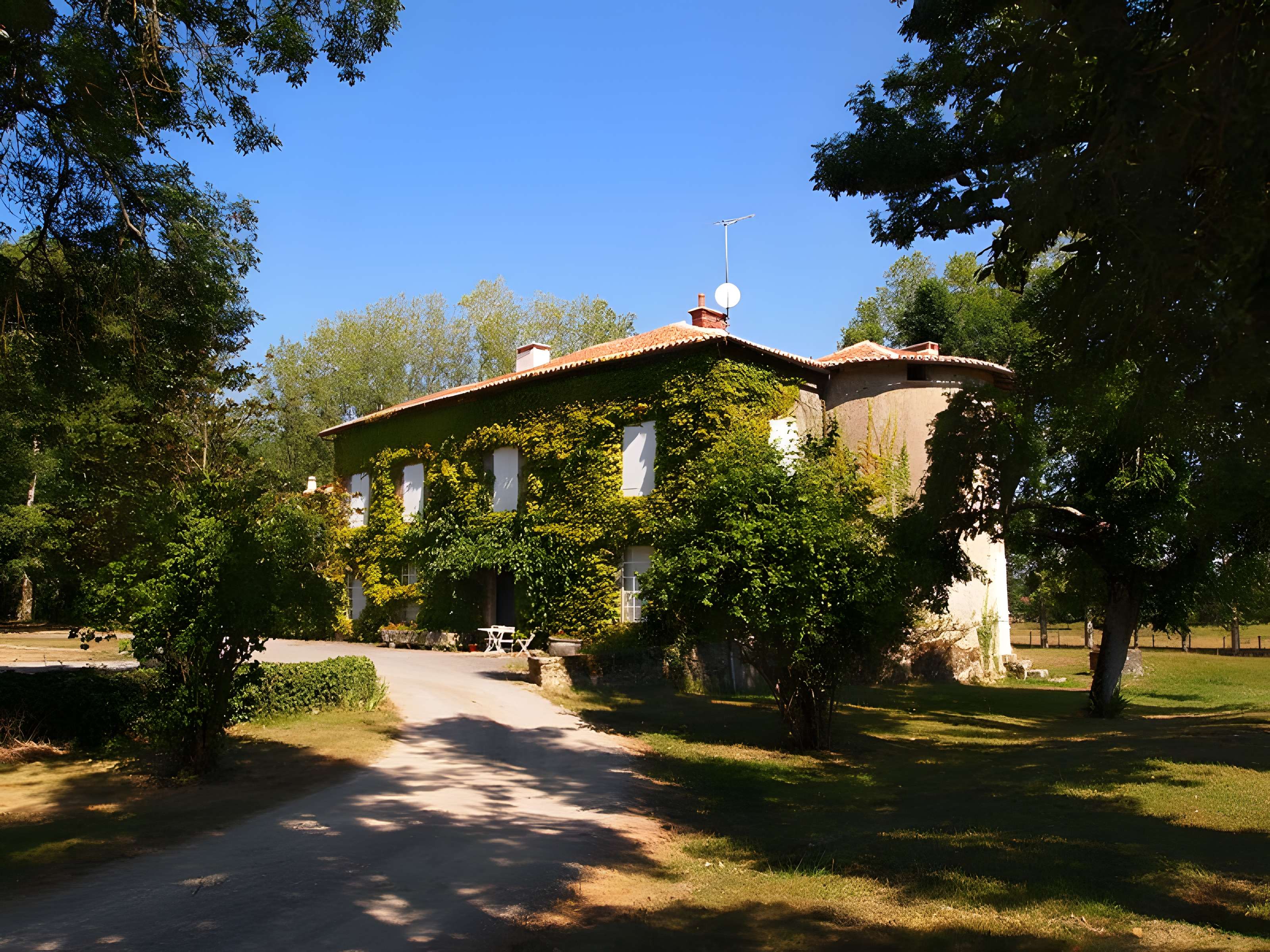 Logis de la Vergne à Alloue 