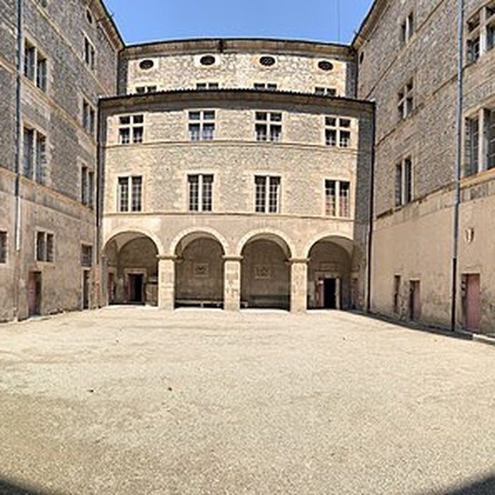 Photo de Lycée Gabriel-Faure de Tournon-sur-Rhône