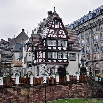 Lycée international des Pontonniers de Strasbourg