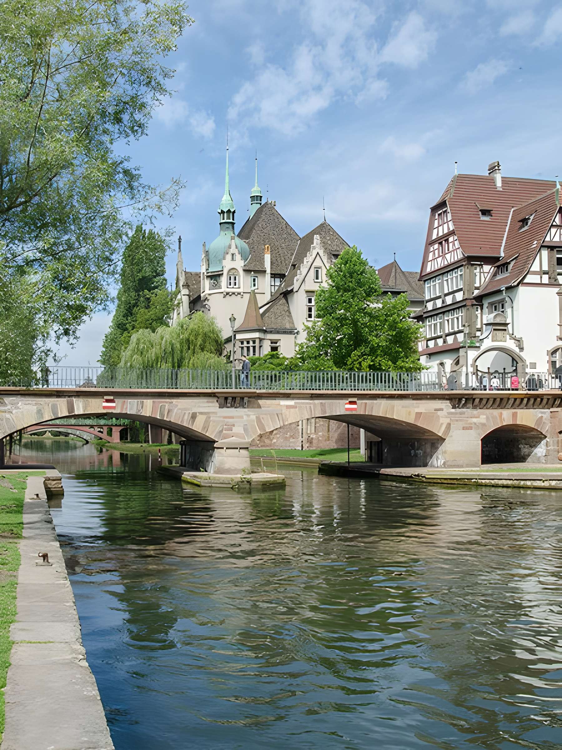 Lycée international des Pontonniers de Strasbourg