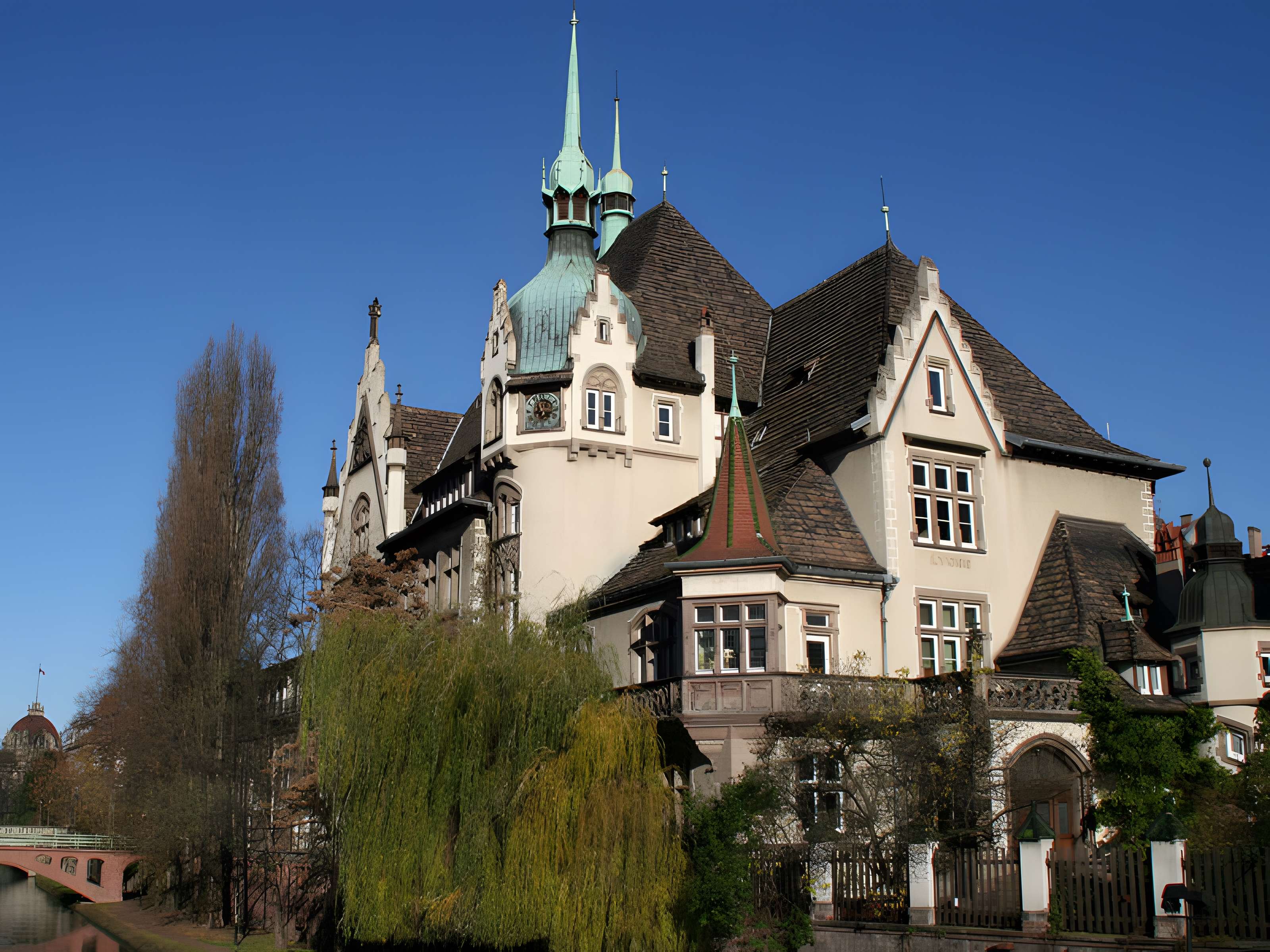 Lycée international des Pontonniers de Strasbourg