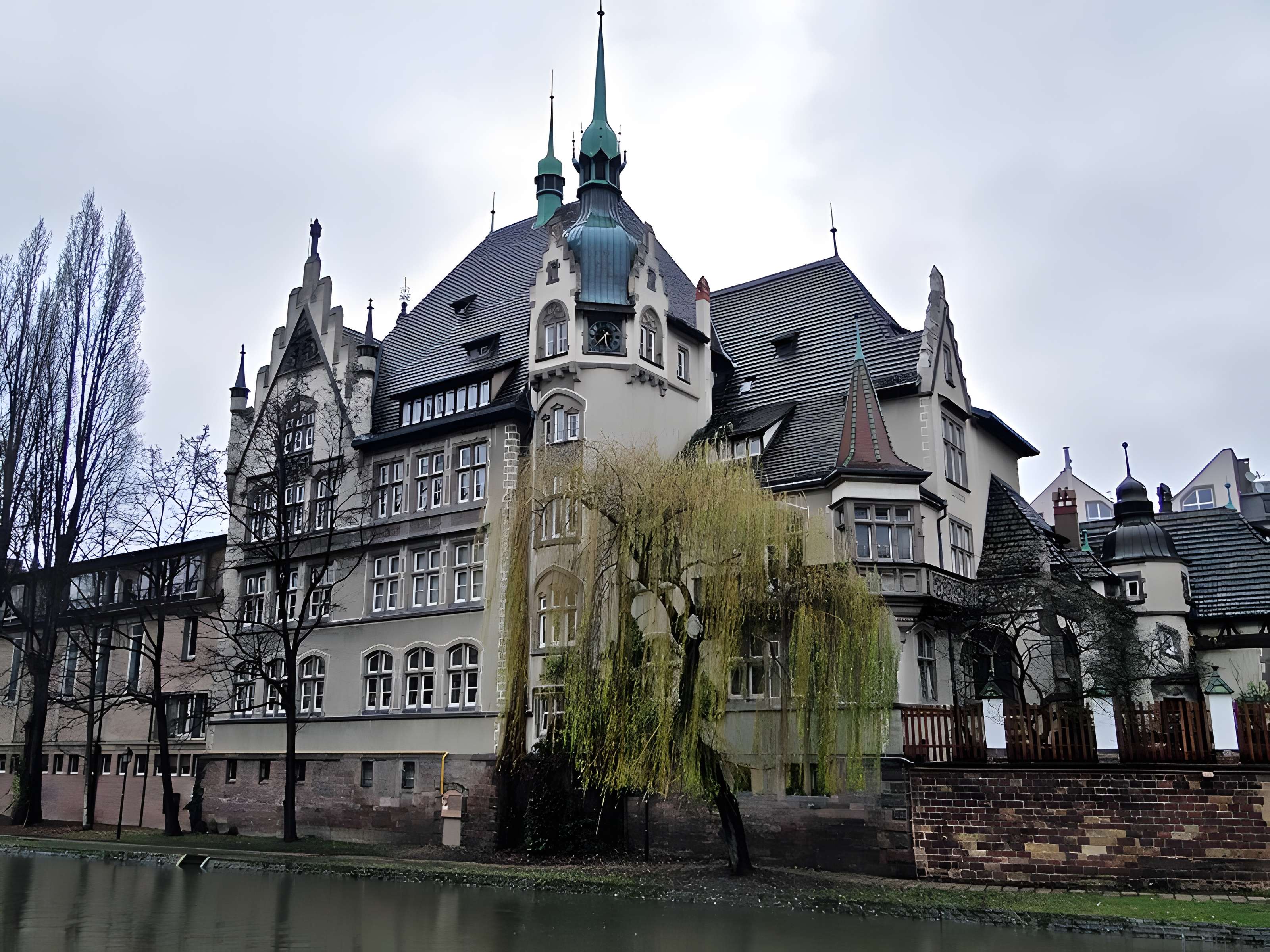 Lycée international des Pontonniers de Strasbourg