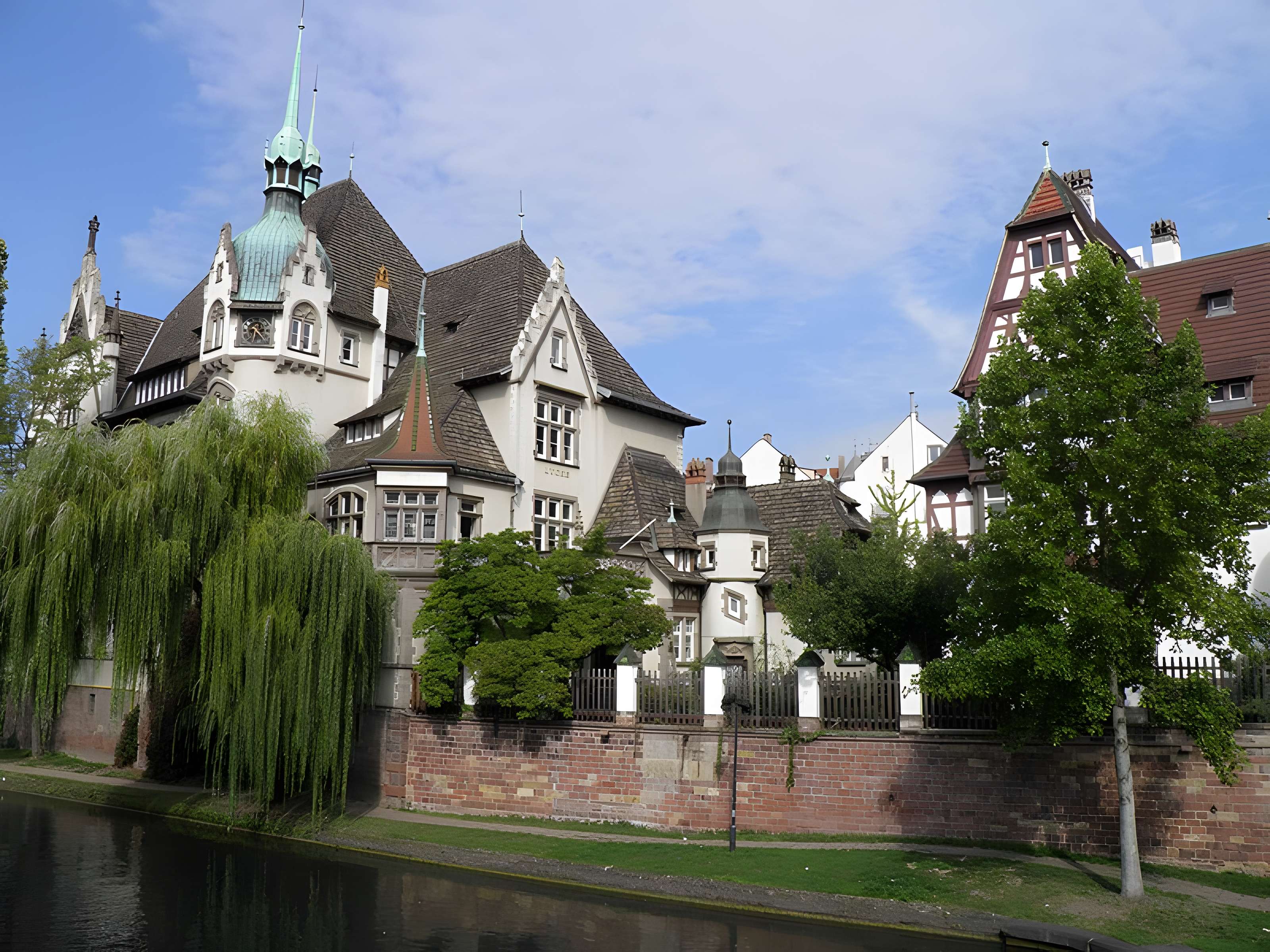 Lycée international des Pontonniers de Strasbourg
