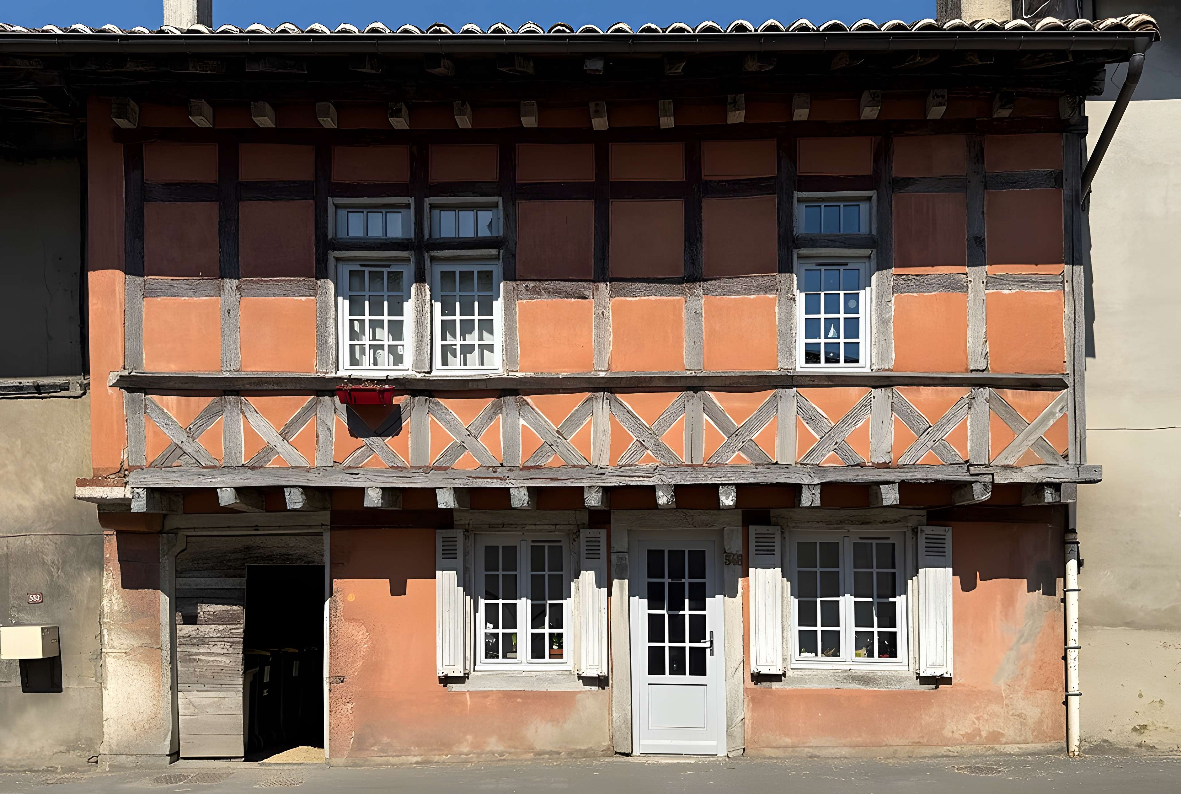 Maison à pans de bois à Lent