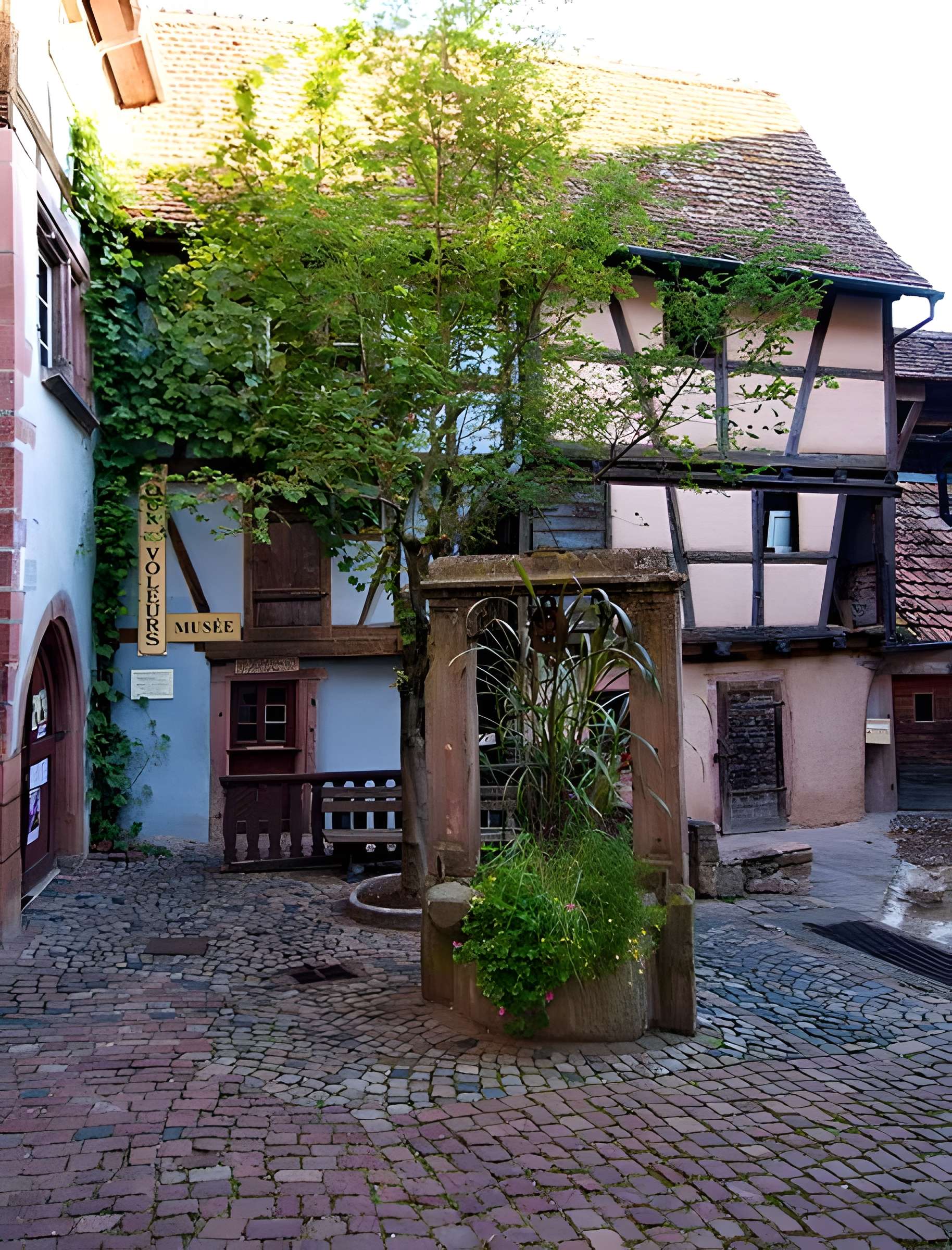 Maison au 14 Rue des Juifs à Riquewihr 