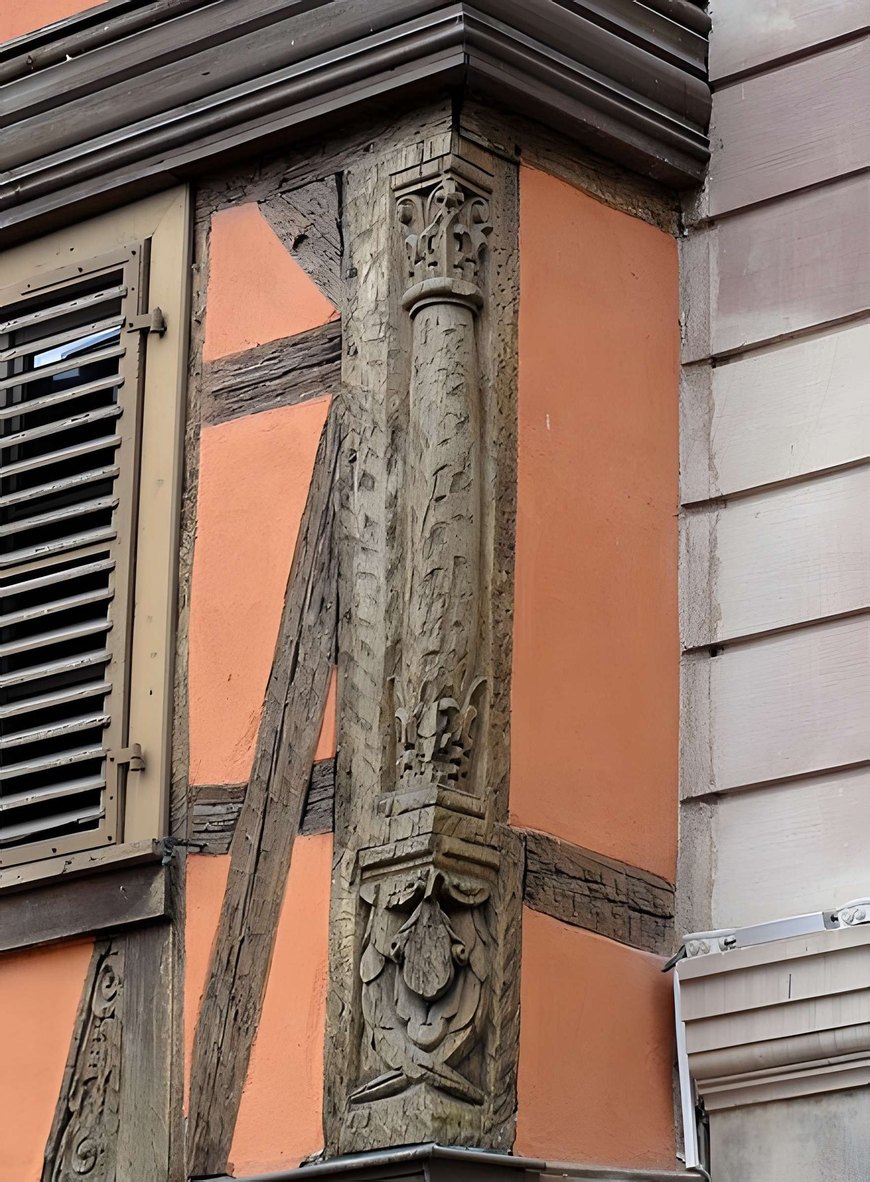 Maison au 6 Place Saint-Étienne à Strasbourg