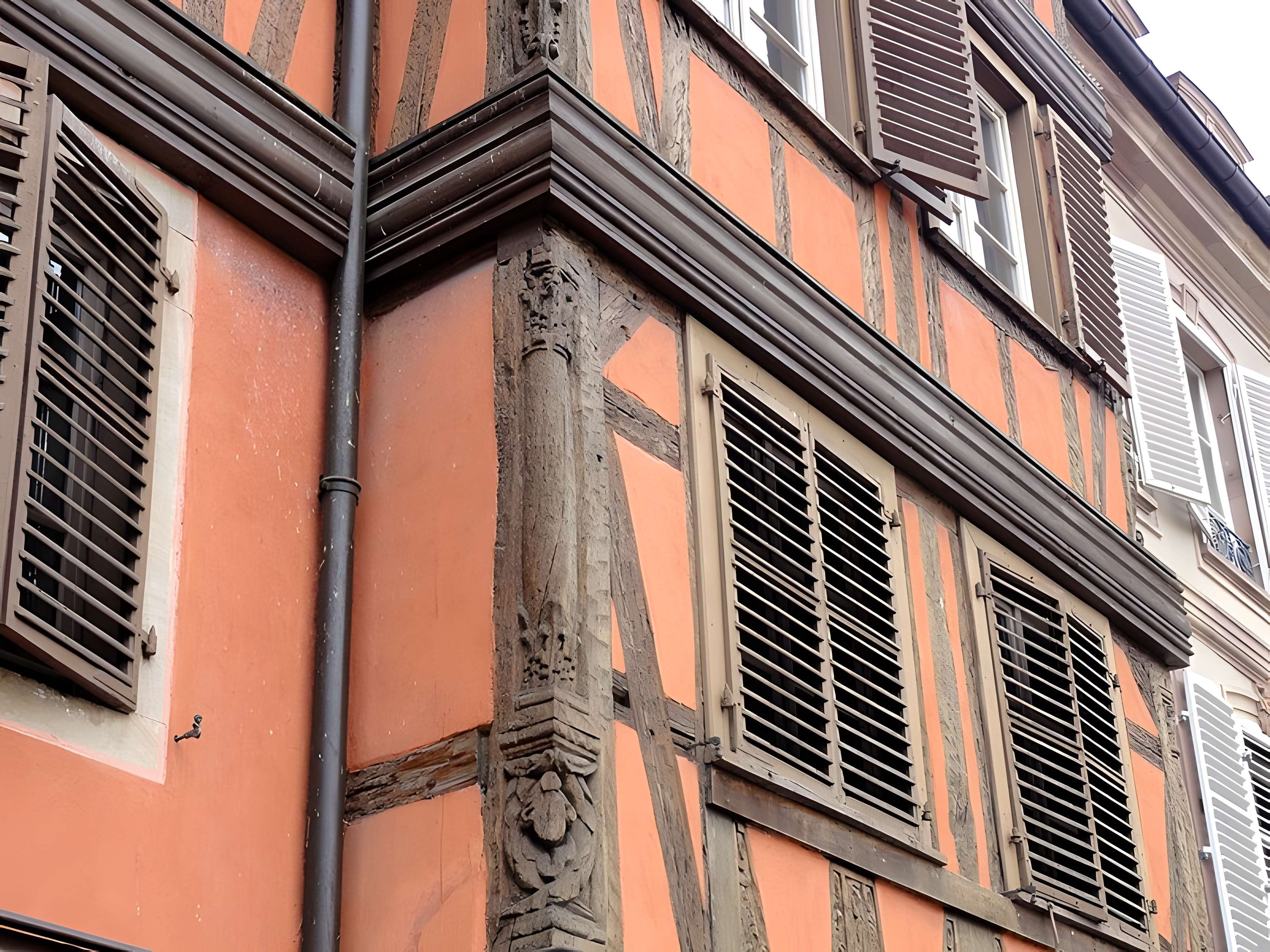 Maison au 6 Place Saint-Étienne à Strasbourg