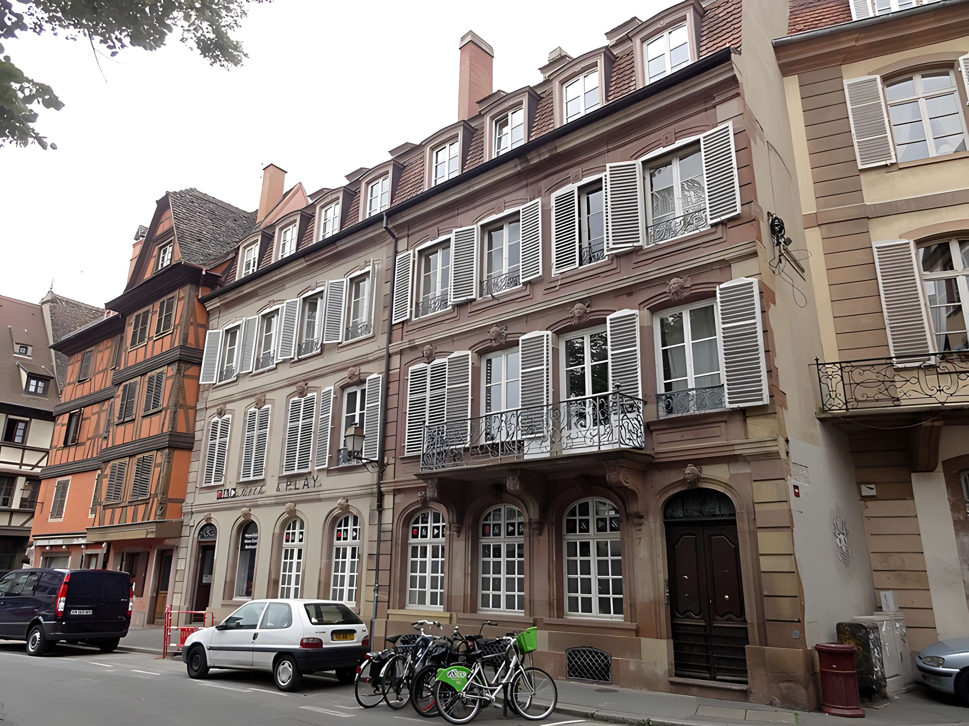 Maison au 6 Place Saint-Étienne à Strasbourg