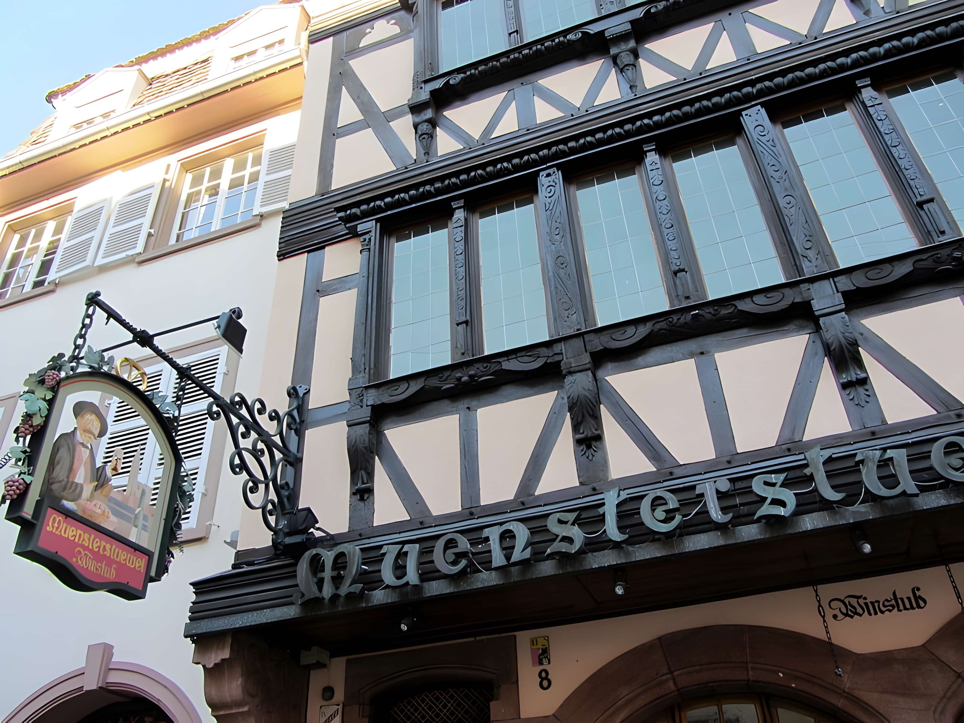 Maison au 8 Place du Marché-aux-Cochons-de-Lait à Strasbourg 