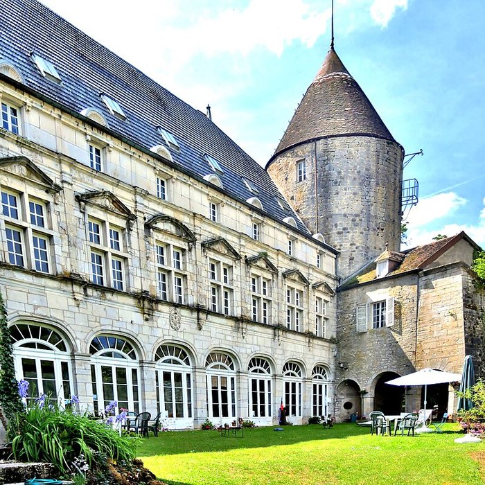 Photo de Château des Sires dOiselay