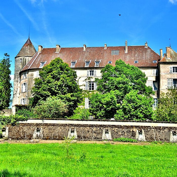 Photo de Château des Sires dOiselay