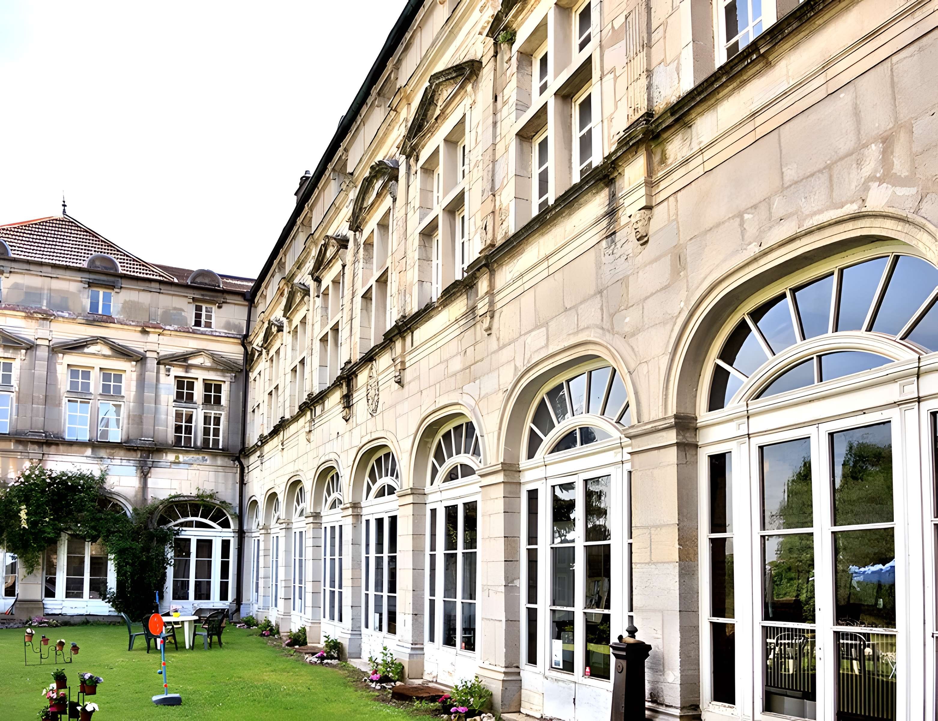 Château des Sires d'Oiselay