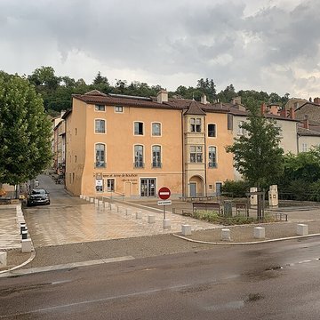 Maison des Sires de Villars à Trévoux