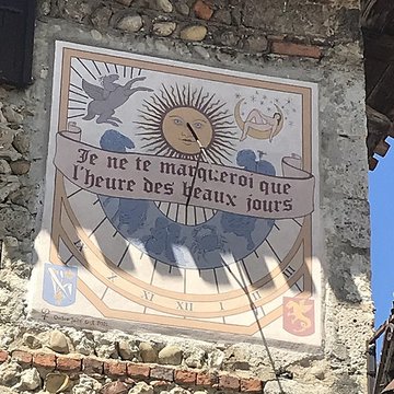 Maison du Cadran Solaire à Pérouges