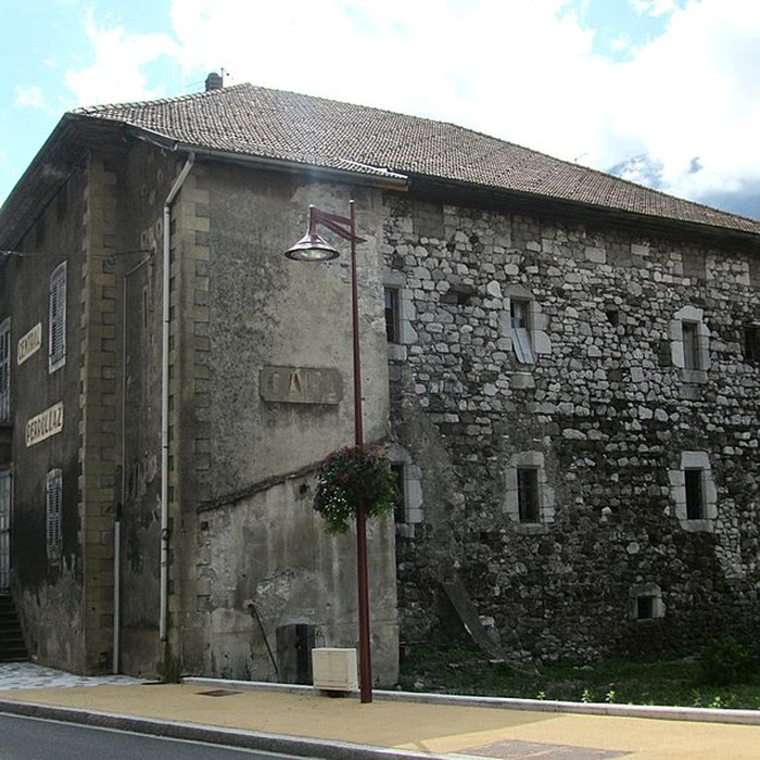 Photo de Maison forte de Loche à Magland