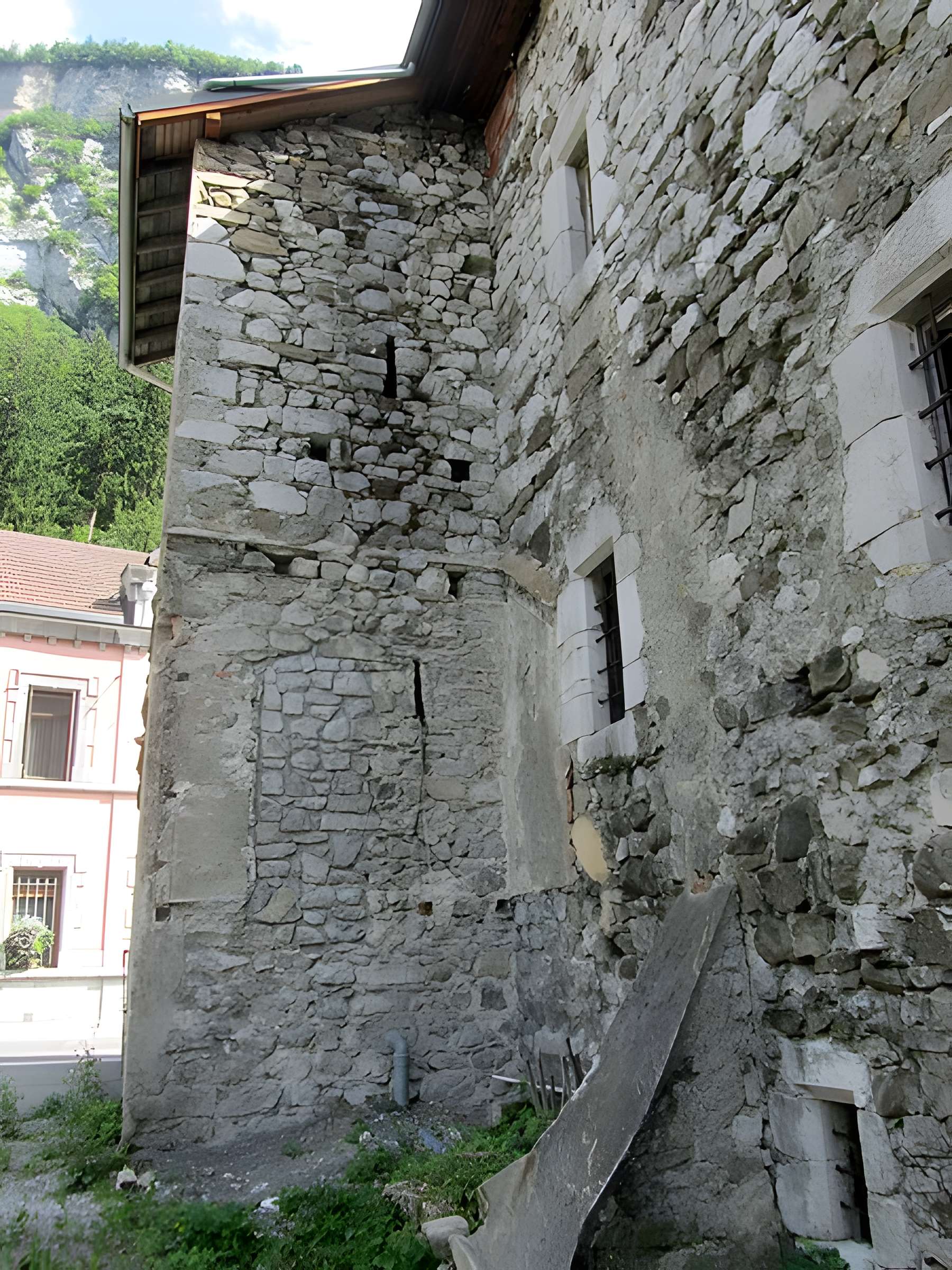 Maison forte de Loche à Magland