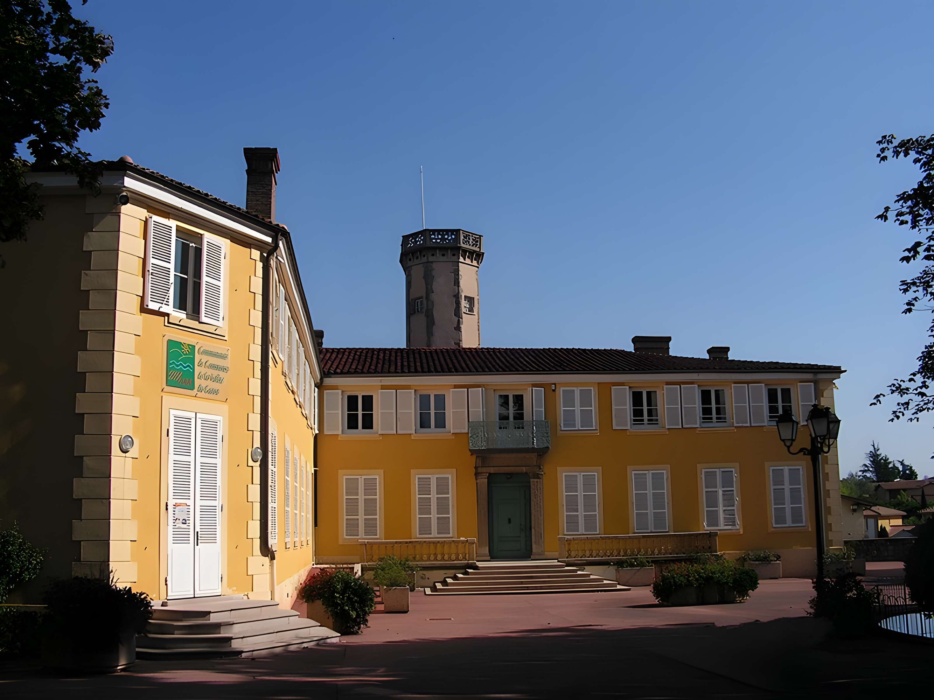 Maison forte de Vourles