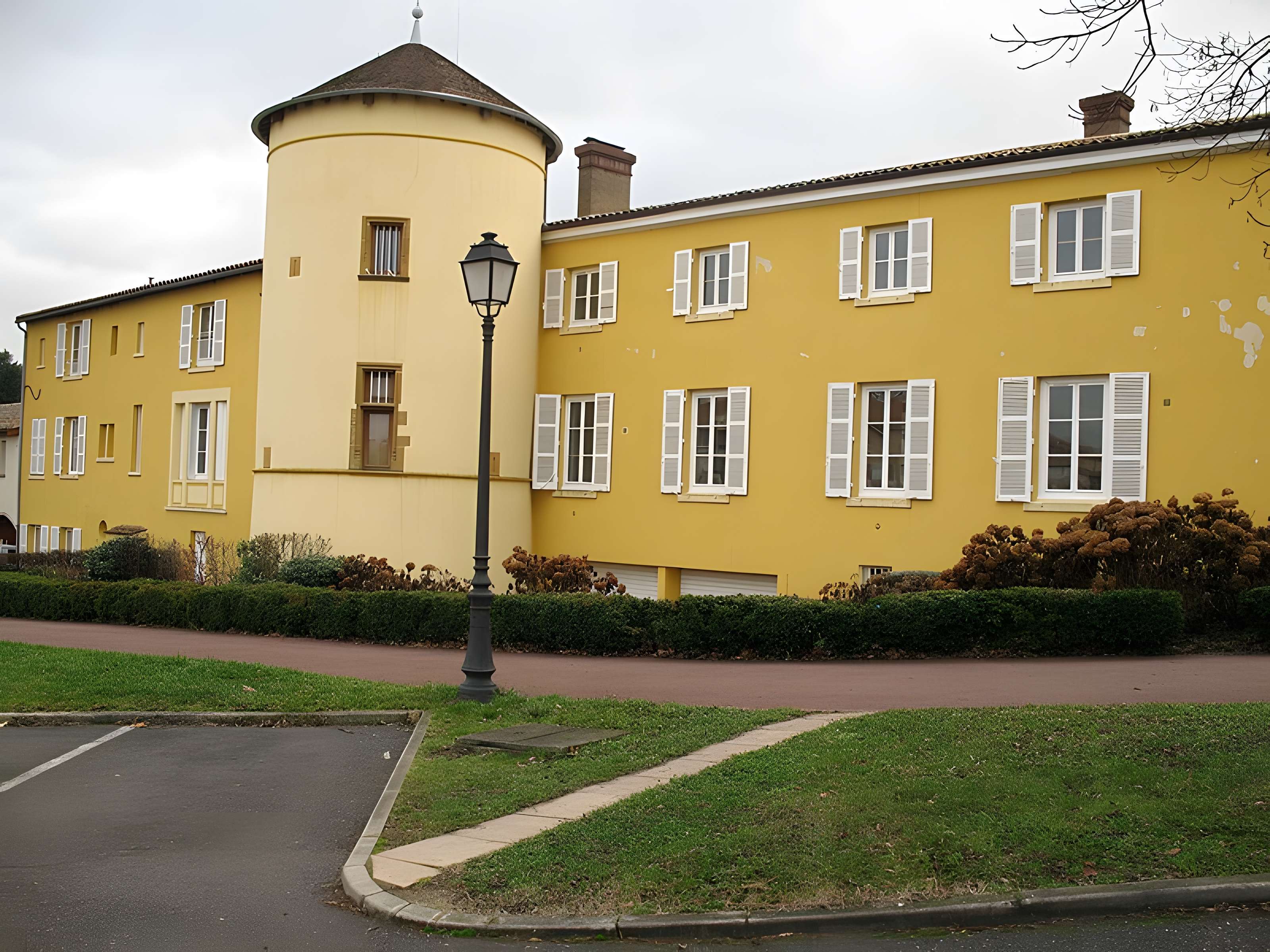 Maison forte de Vourles