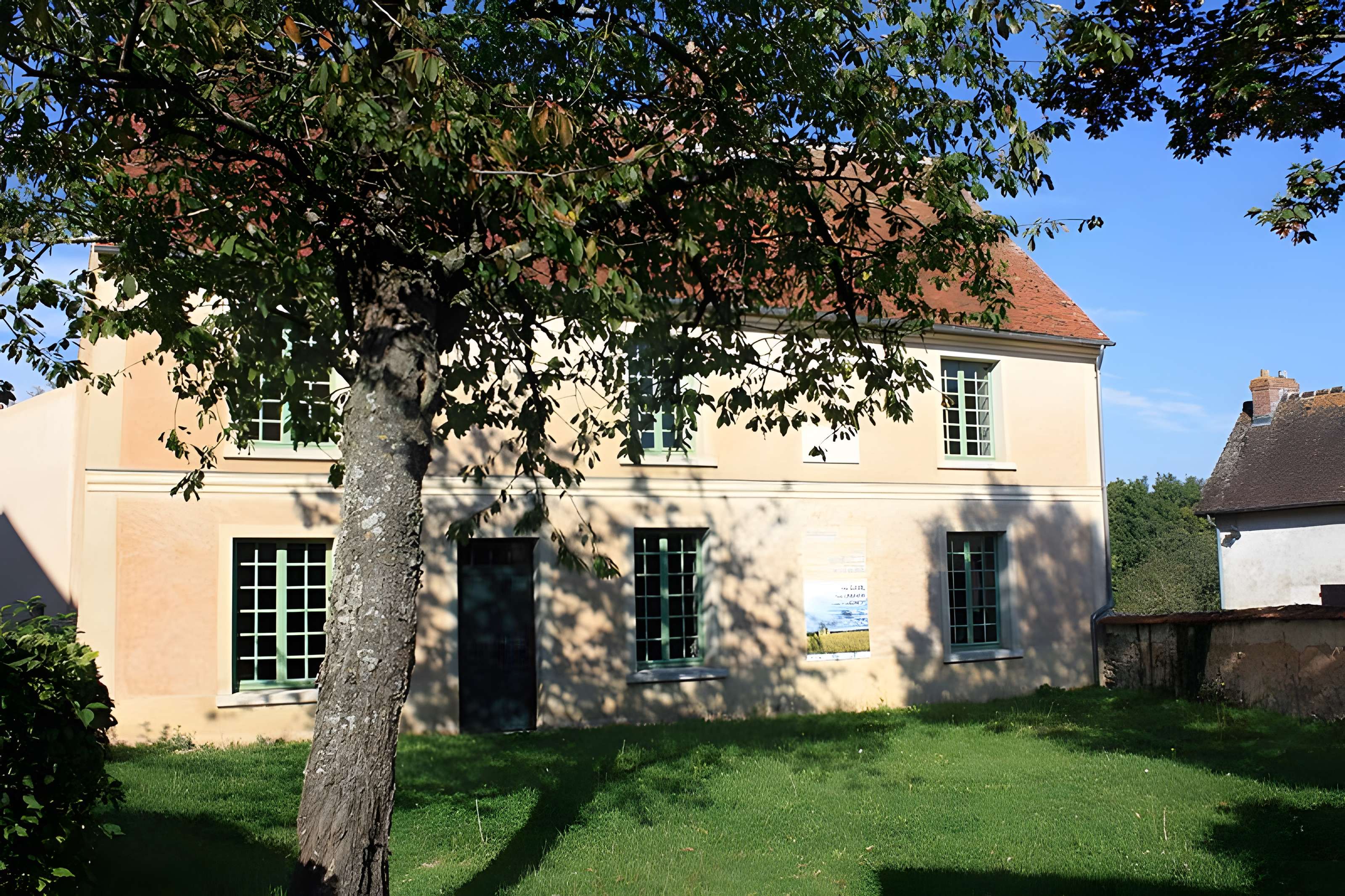 Maison natale de Paul Claudel à Villeneuve-sur-Fère 