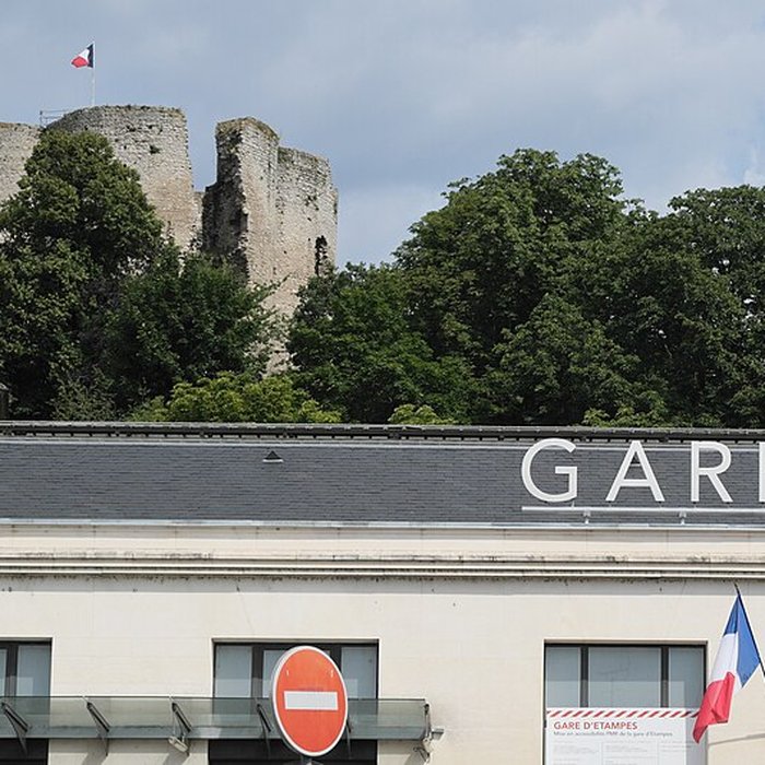 Photo de Château dEtampes Tour Guinette