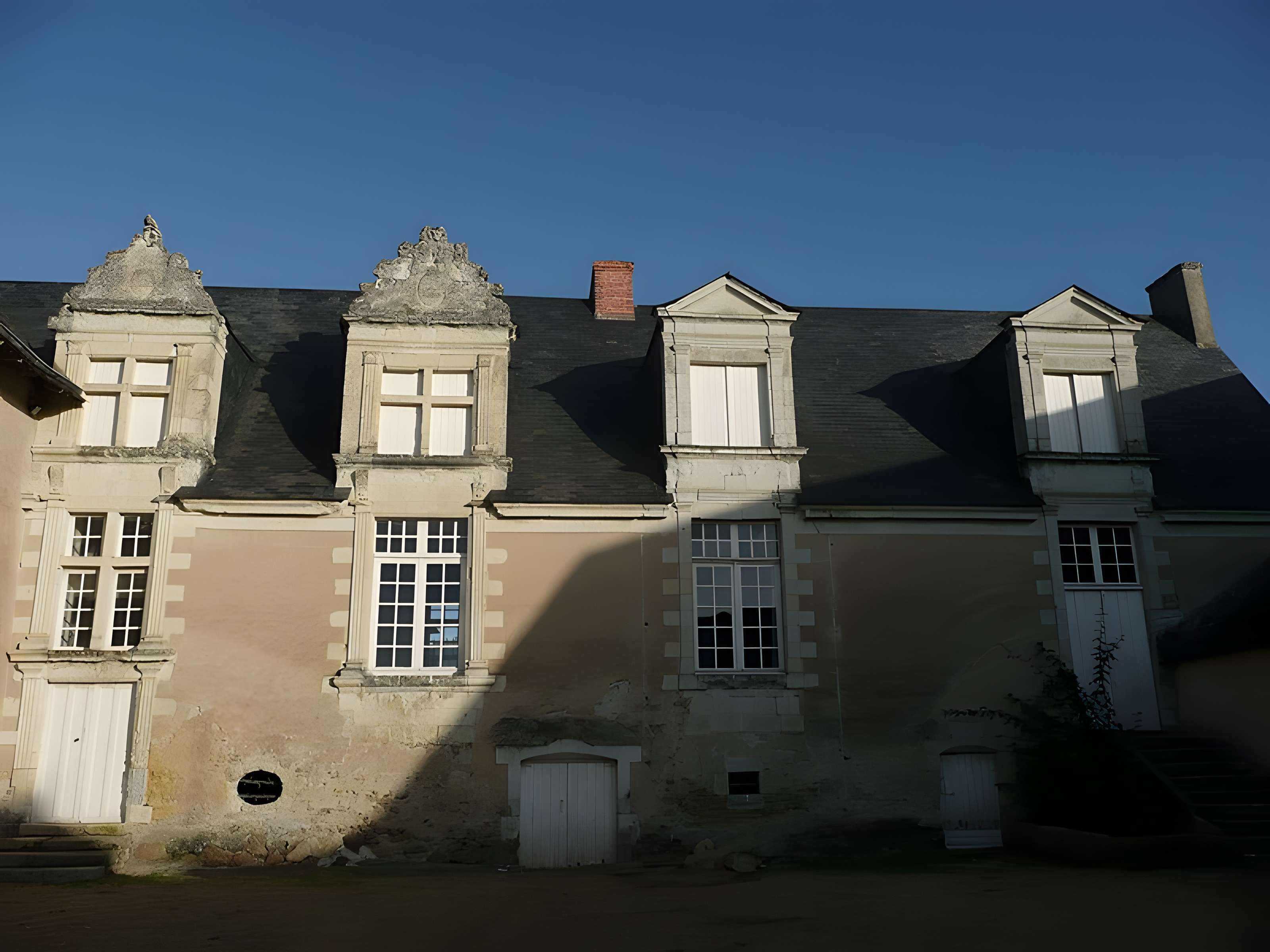 Manoir de la Coutardière, ancien château