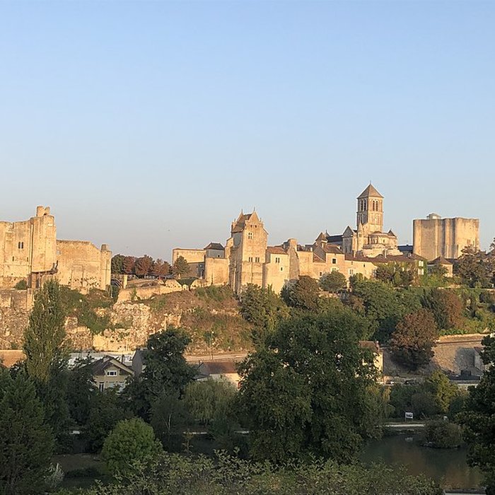 Photo de Château dHarcourt à Chauvigny