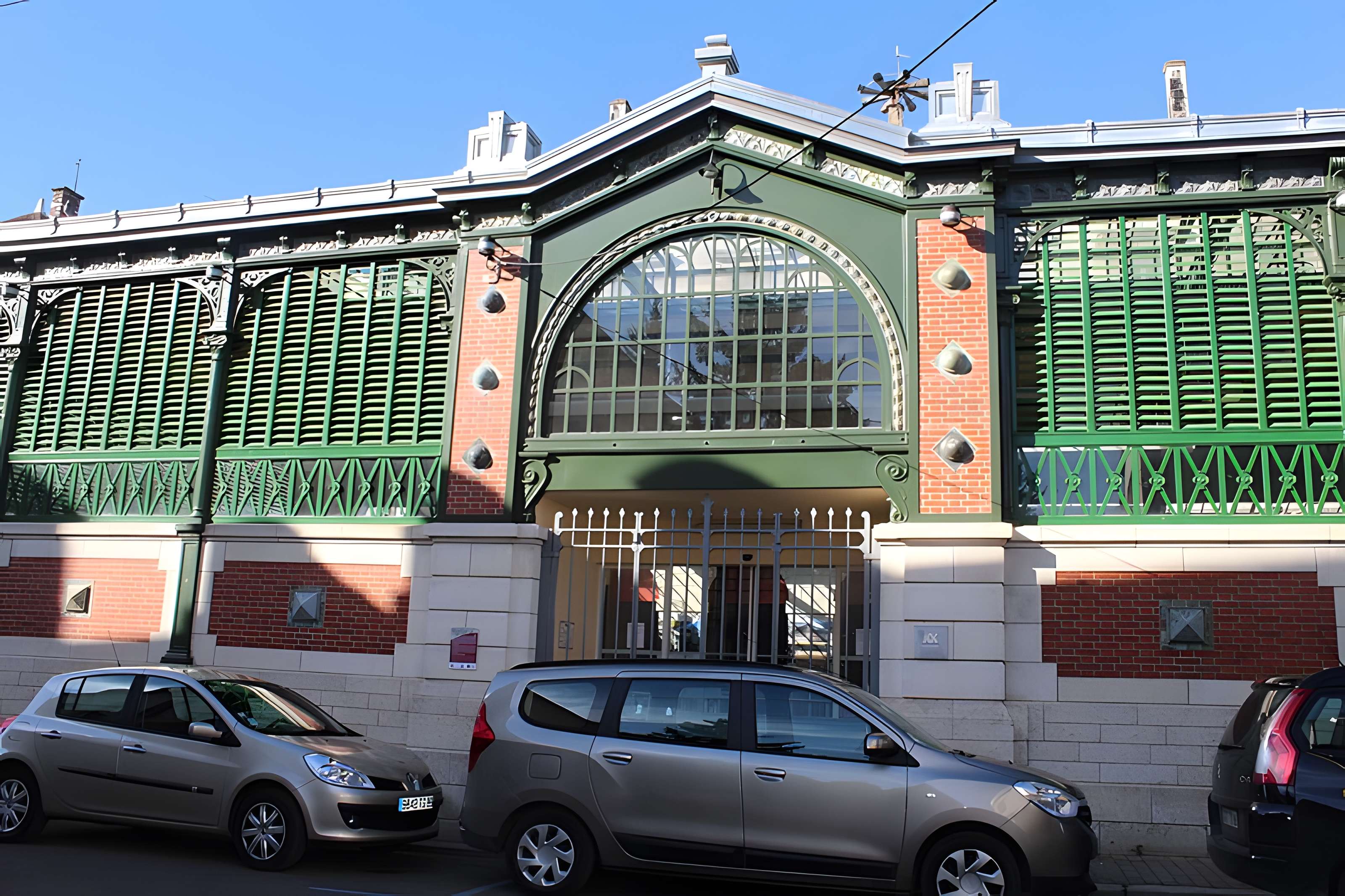 Marché couvert de Tonnerre
