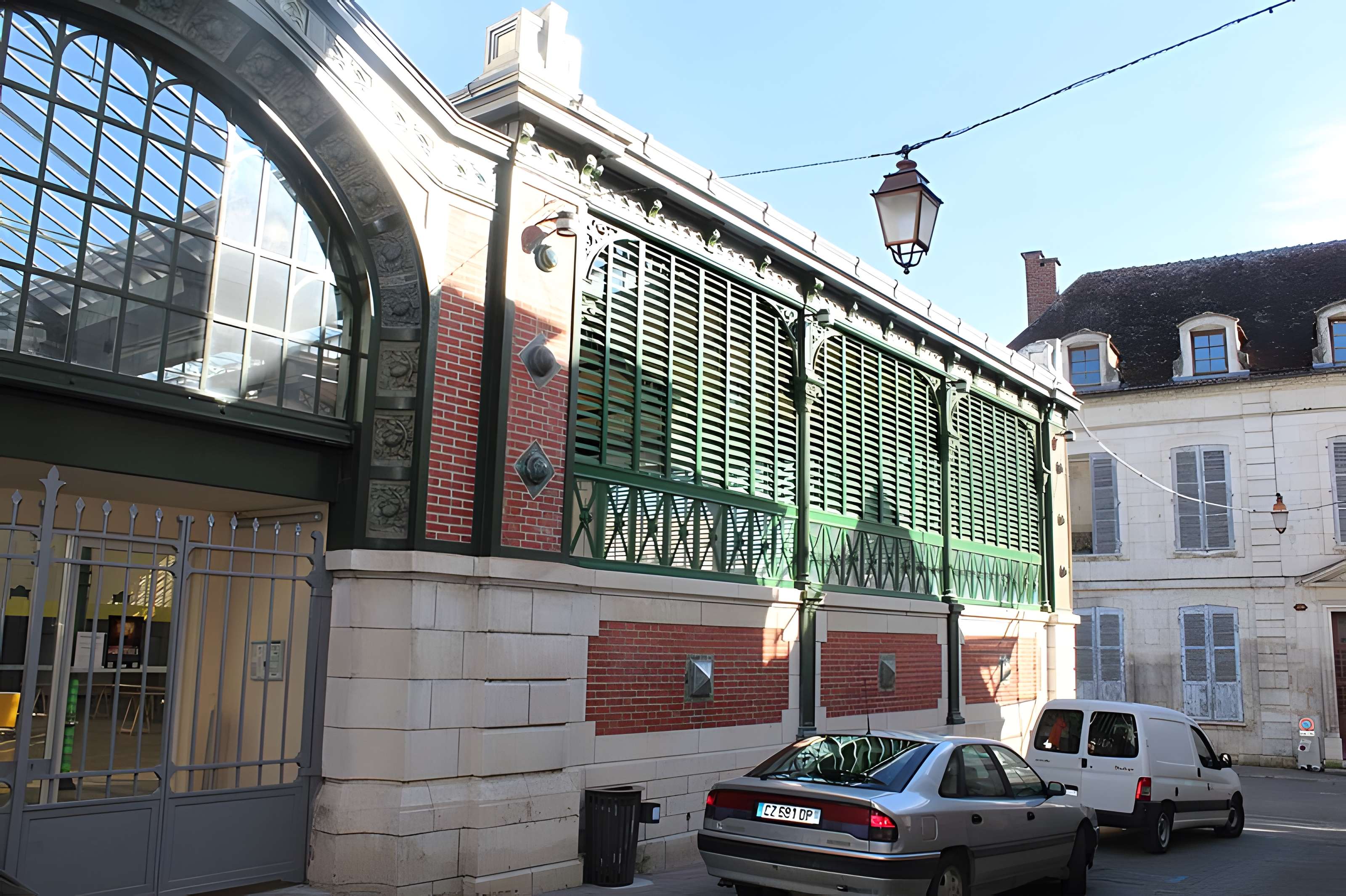 Marché couvert de Tonnerre