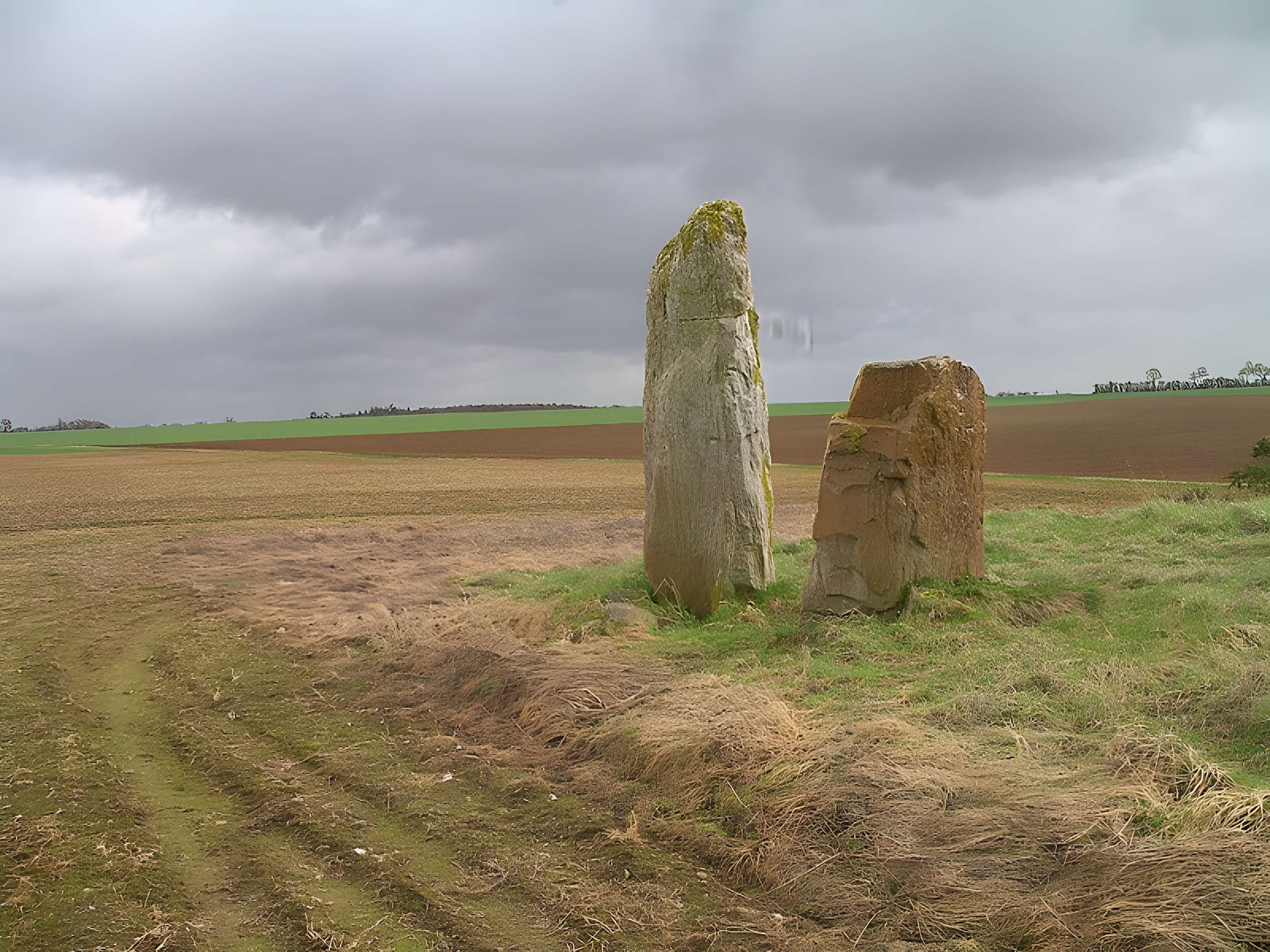 Menhirs des Longrais de Soumont-Saint-Quentin