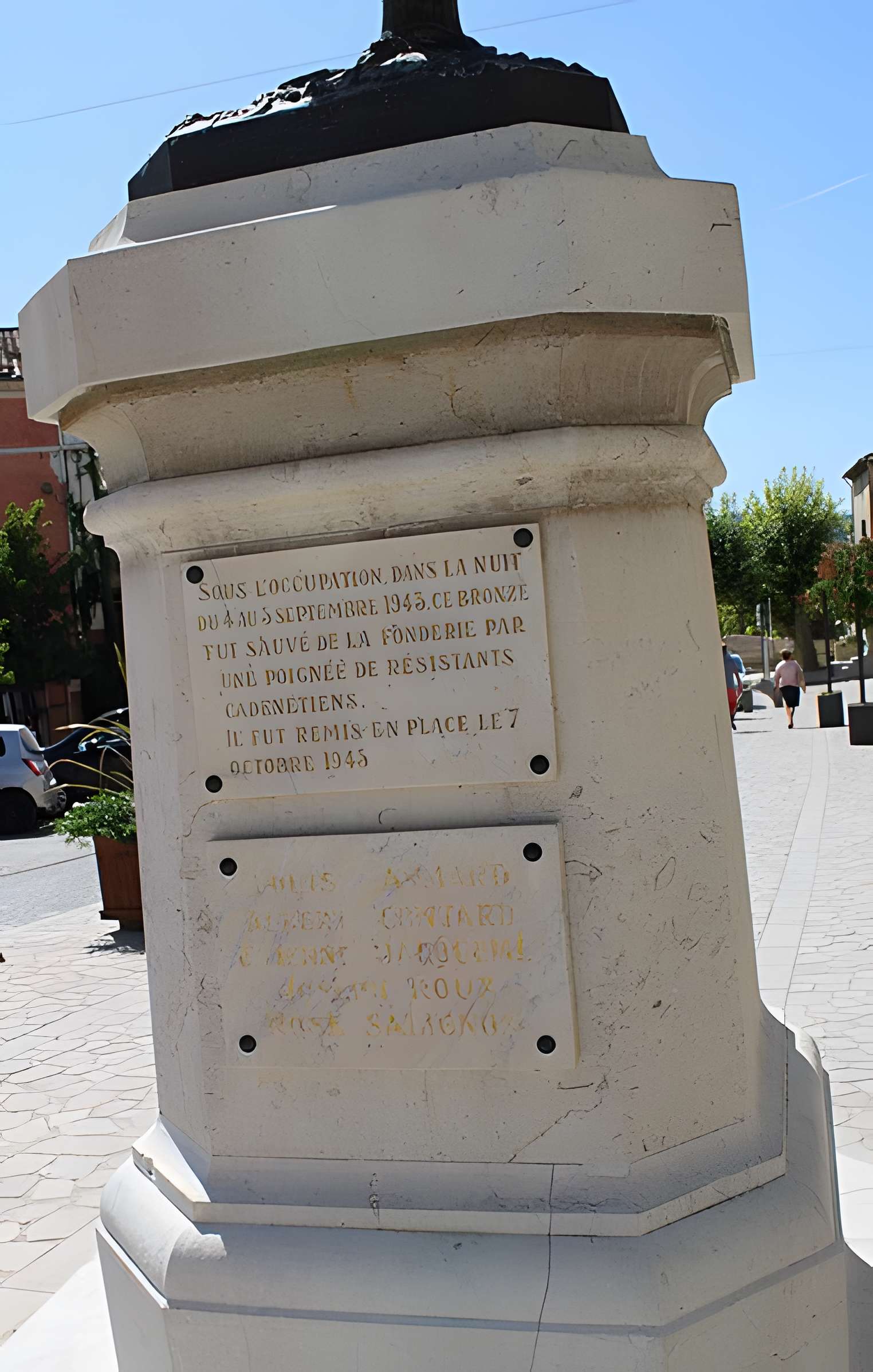 Monument au Tambour d'Arcole à Cadenet