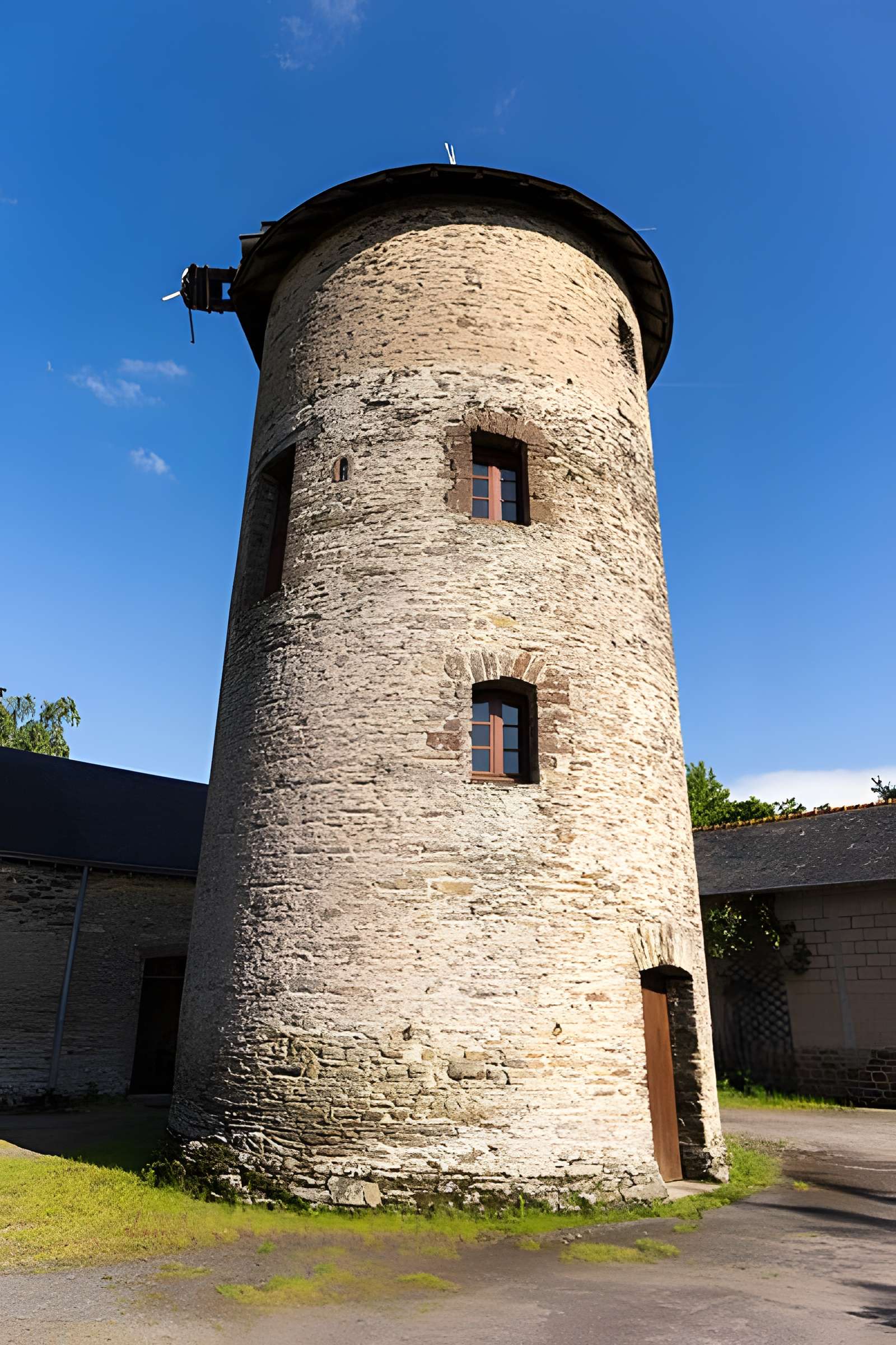 Moulin à vent des Gués à Fontaine-Couverte