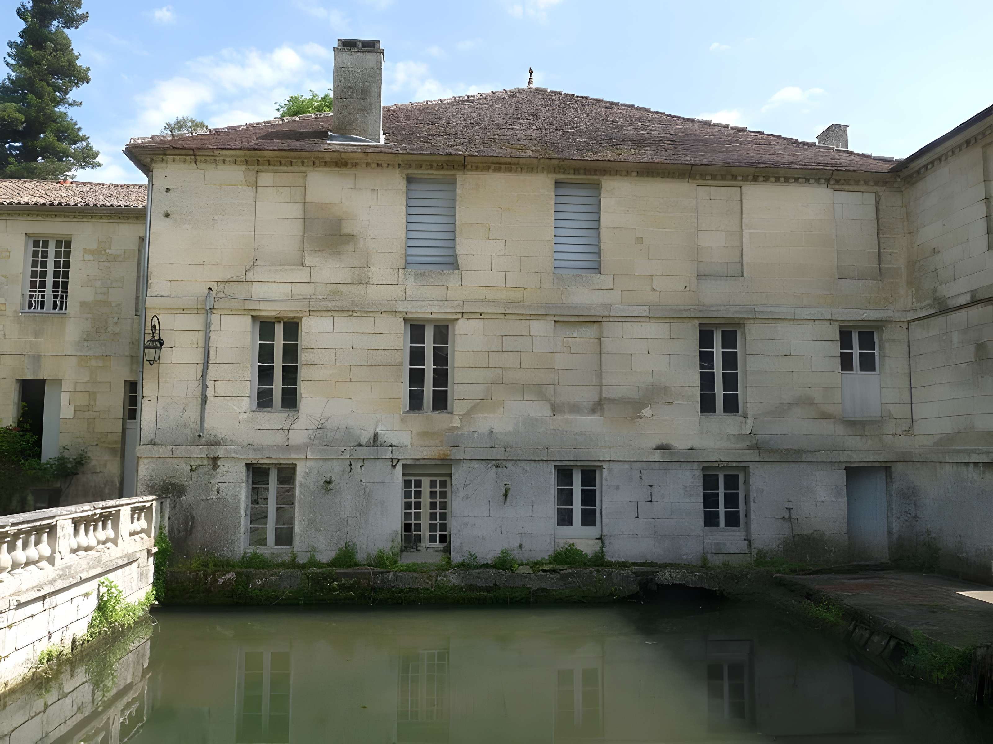 Moulin de la Courade à La Couronne