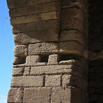 Moulins pendus dits péage fortifié