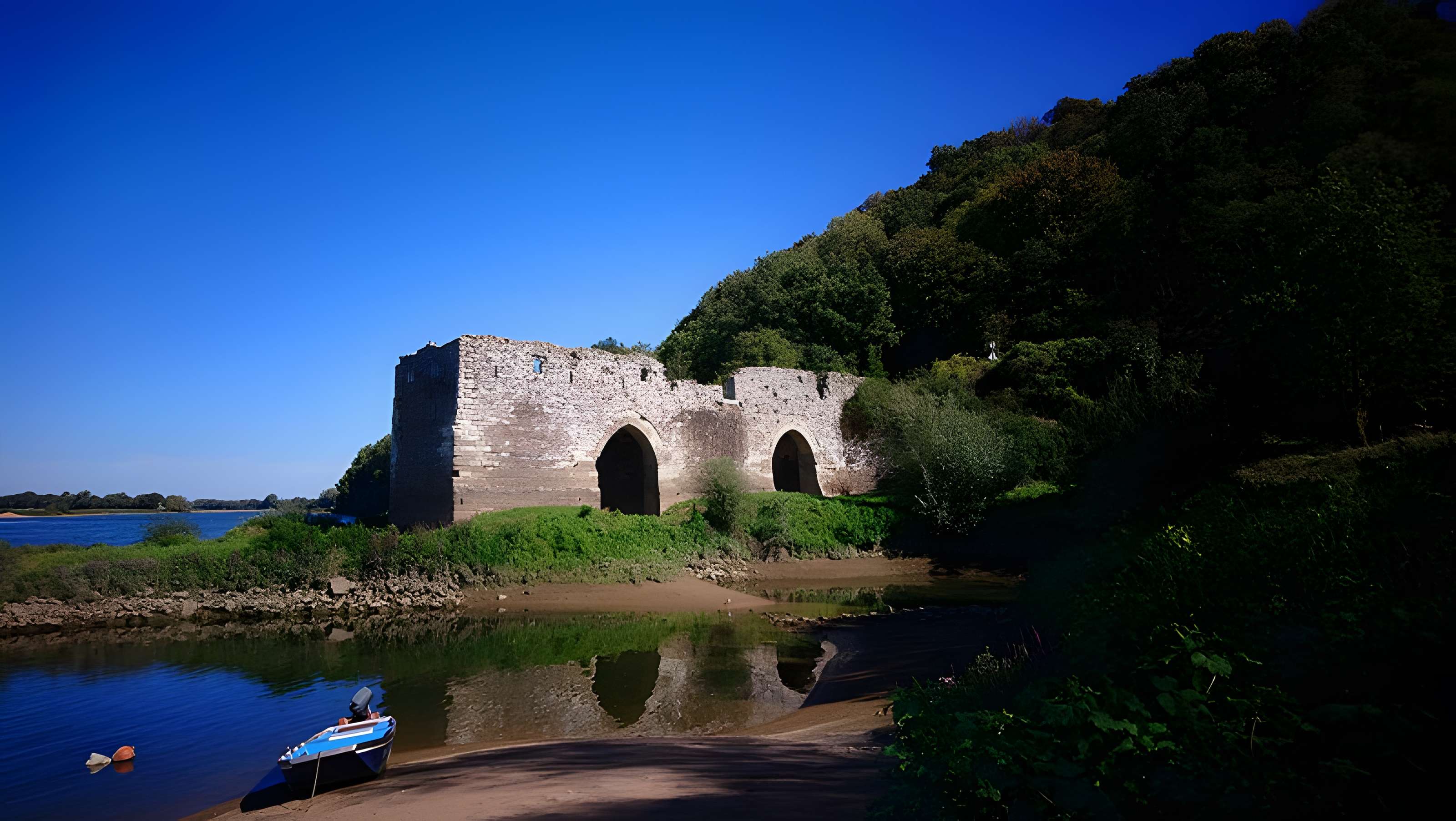 Moulins pendus dits péage fortifié