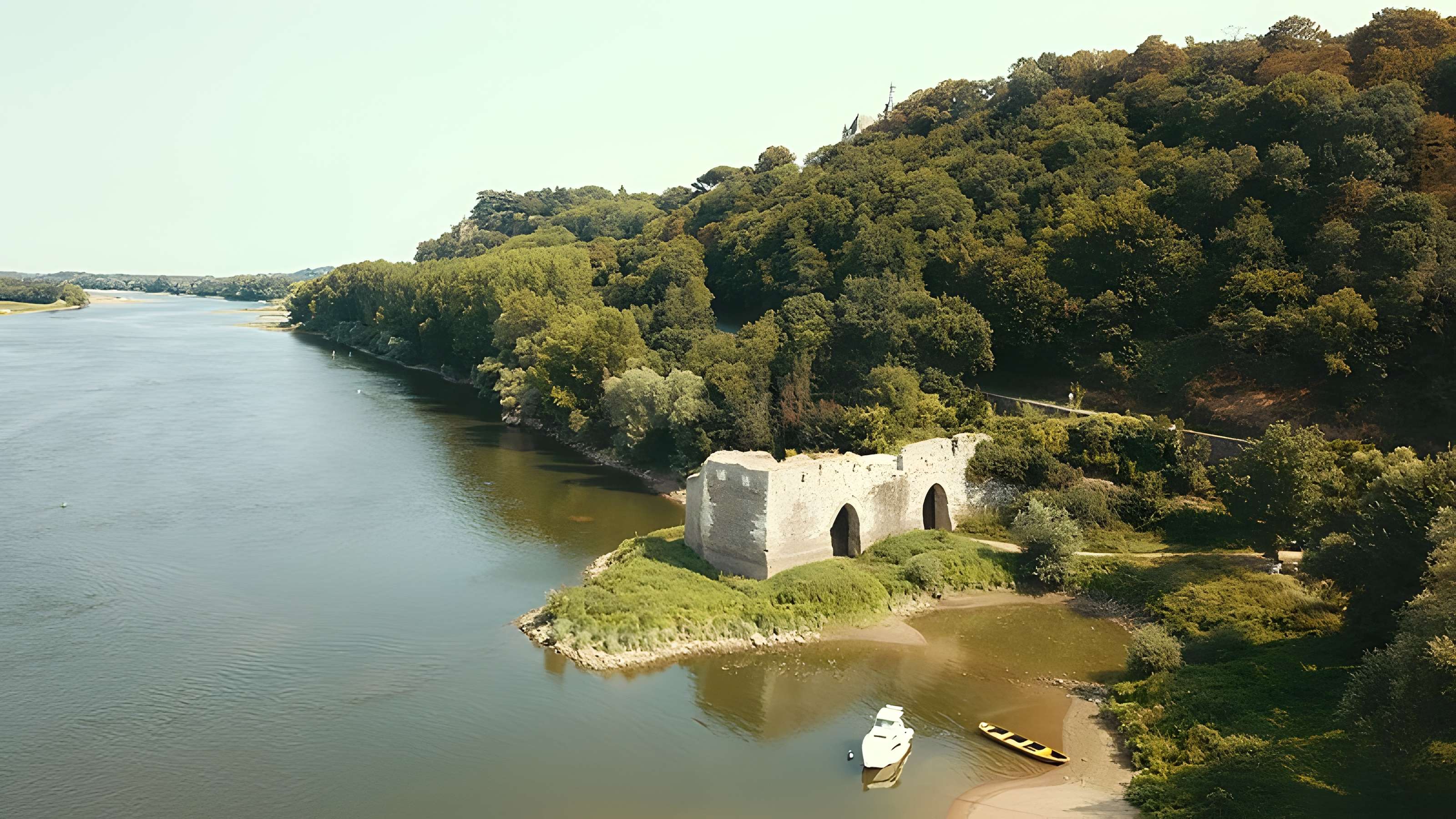Moulins pendus dits péage fortifié