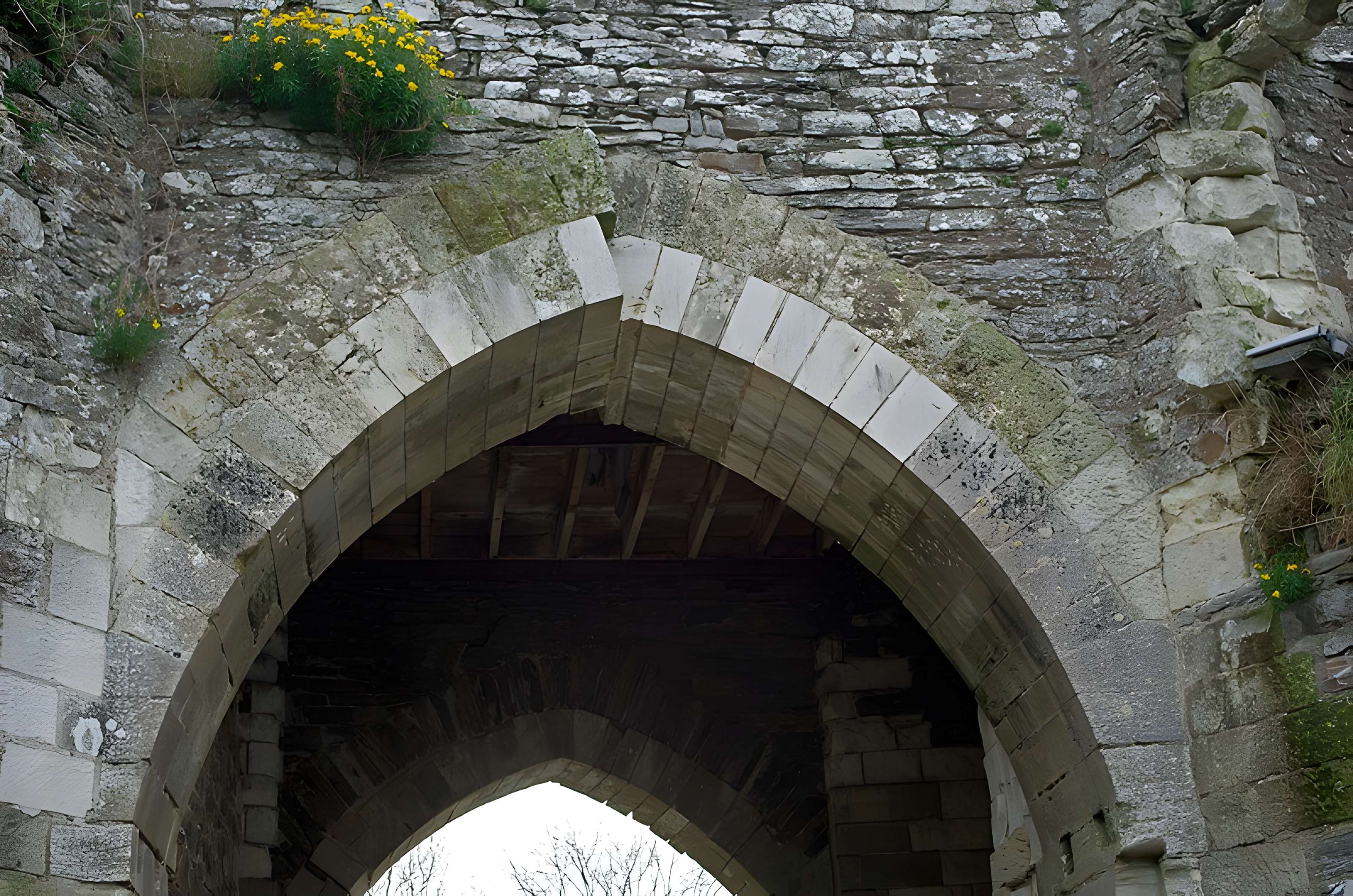 Moulins pendus dits péage fortifié