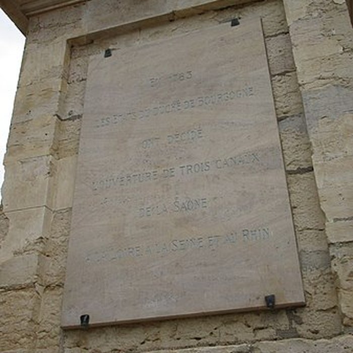 Photo de Obélisque de Dijon