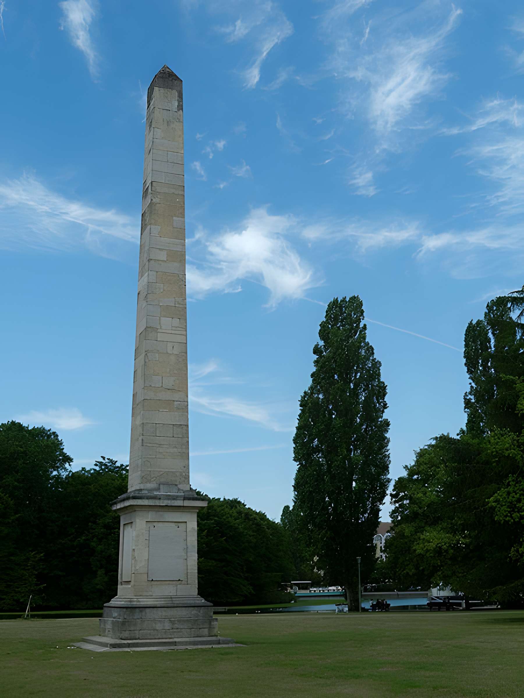 Obélisque de Dijon