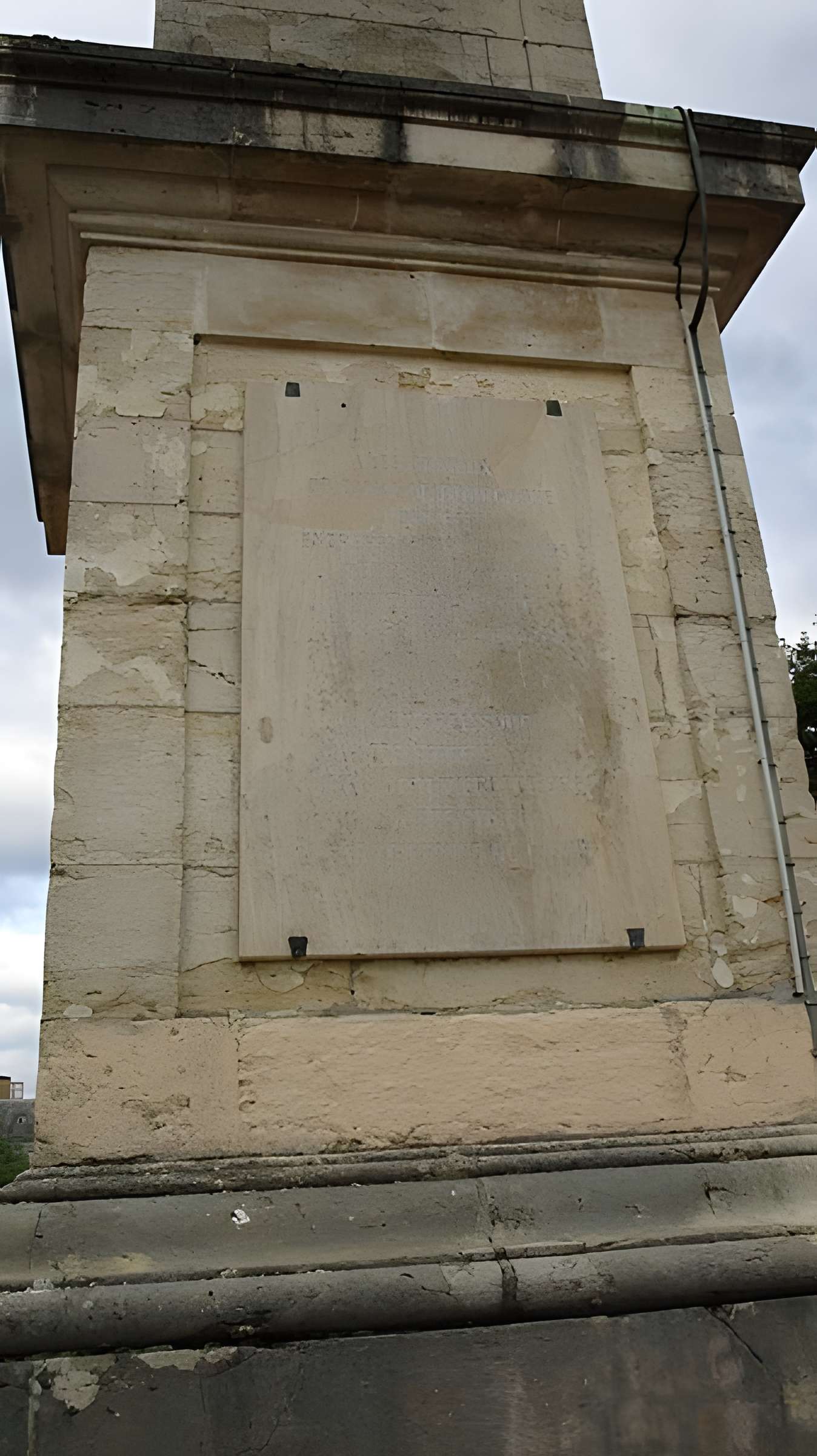 Obélisque de Dijon