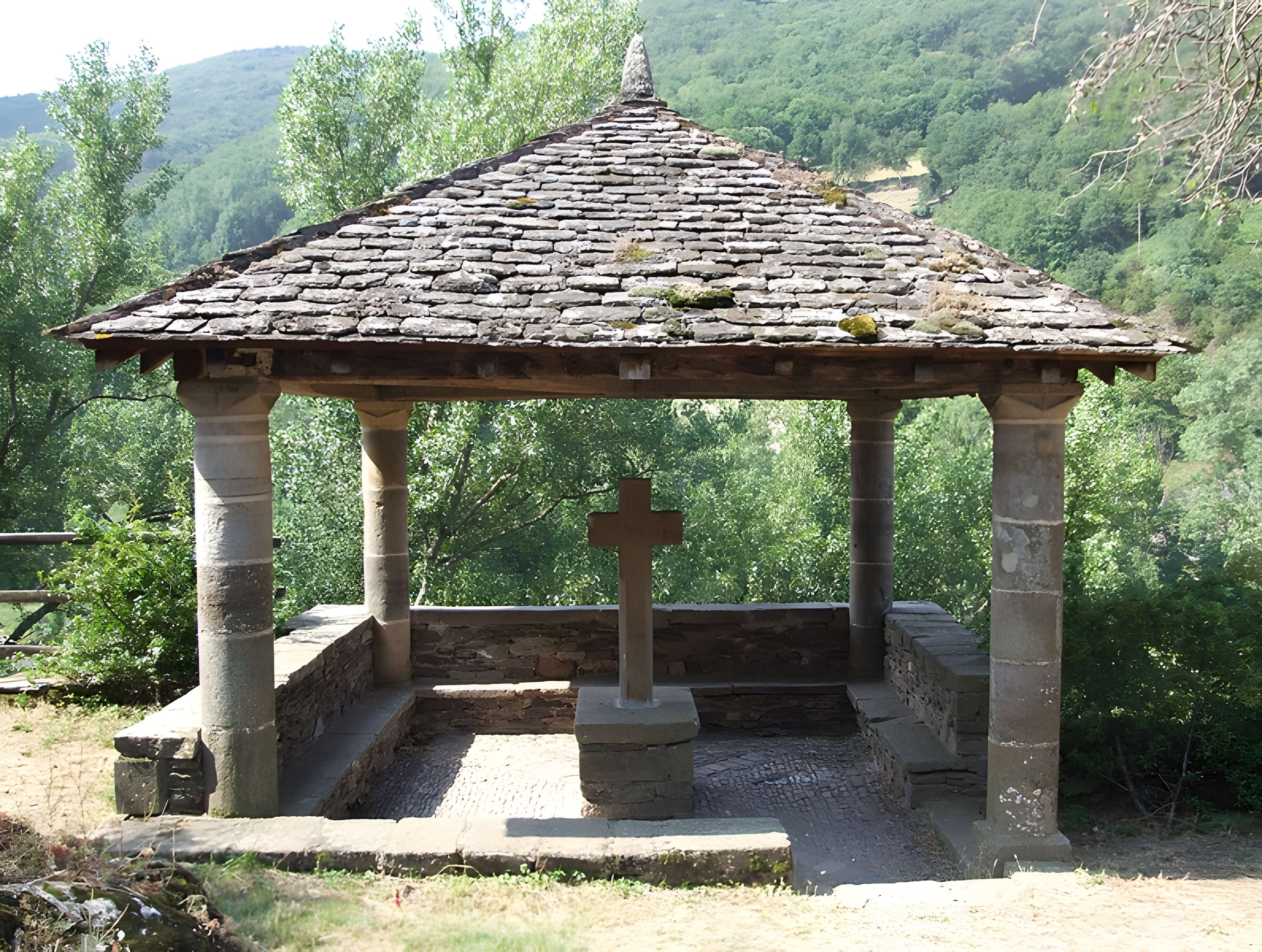 Oratoire de Brousse-le-Château